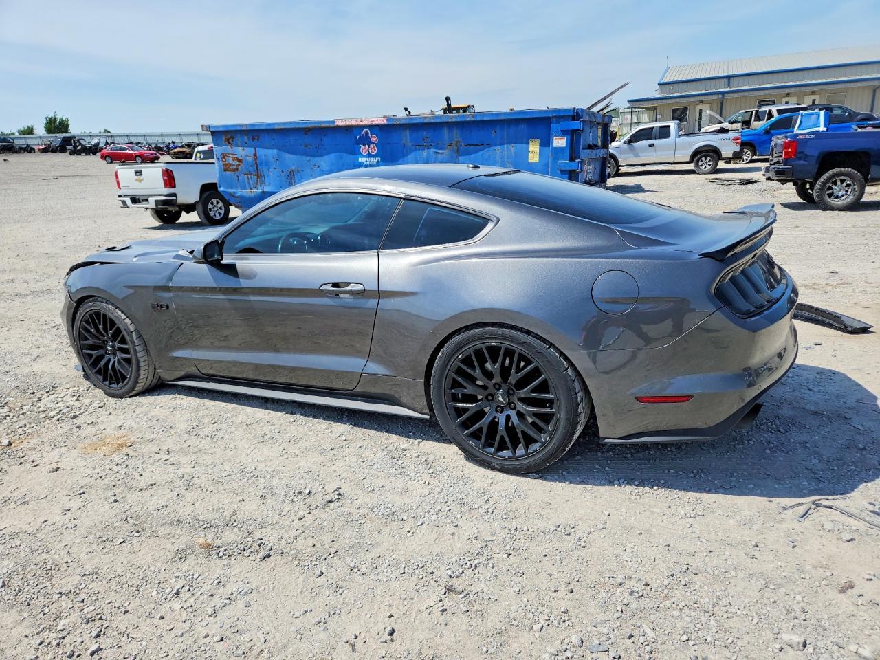 2017 Ford Mustang Gt - zdjęcie 2