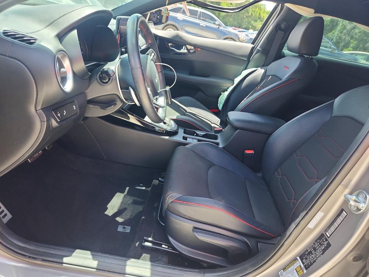 2024 Kia Forte Gt - zdjęcie 7