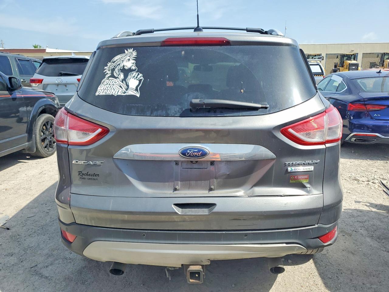 2014 Ford Escape Titanium - zdjęcie 6