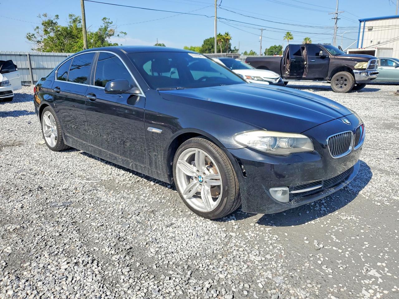 2013 BMW 528 I - zdjęcie 4