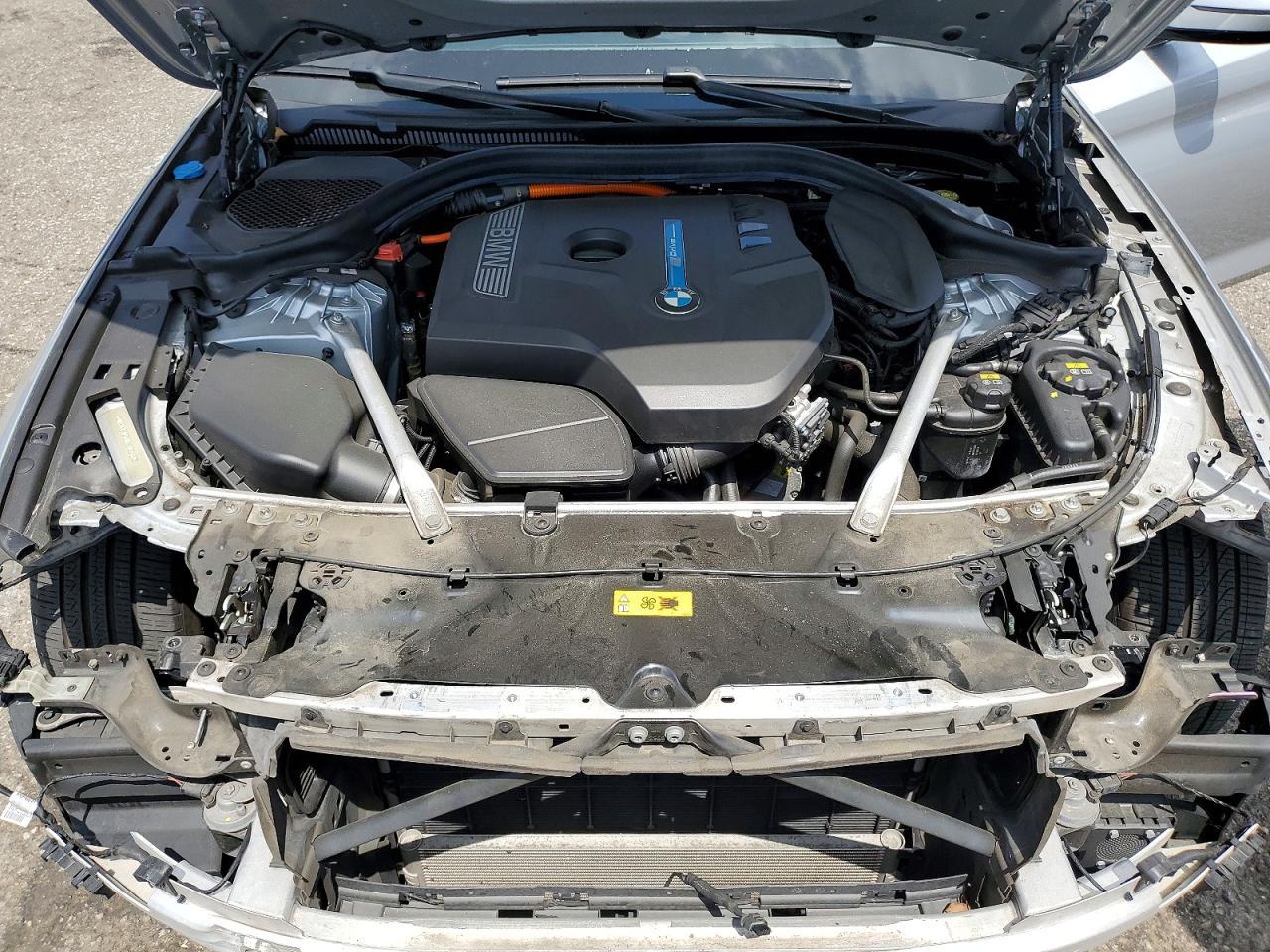 2019 BMW Seria 5 530e - zdjęcie 11