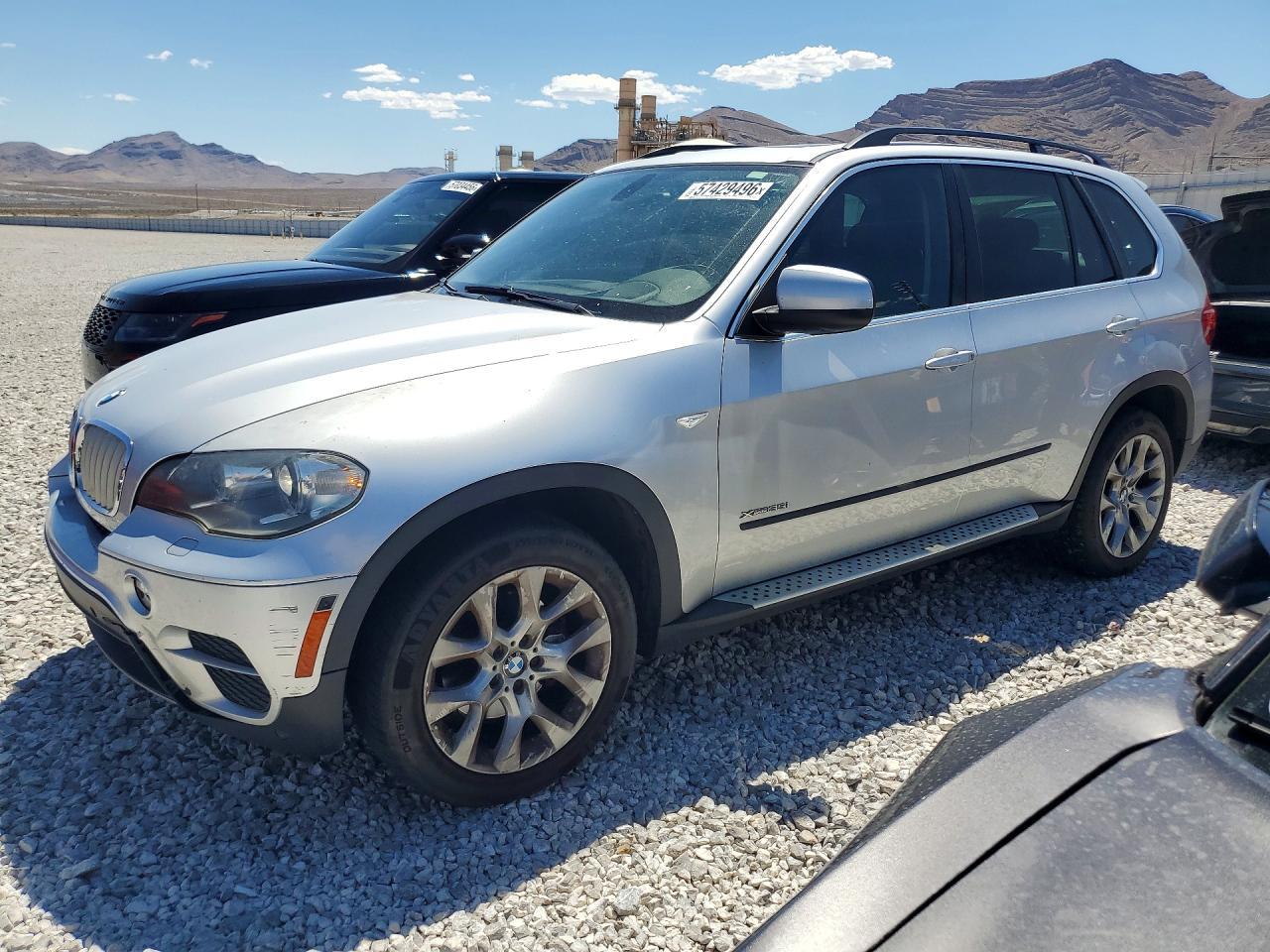 2013 BMW X5 xDrive35I - zdjęcie główne