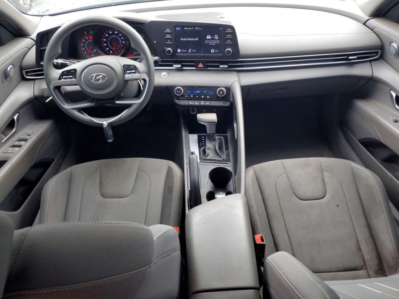 2021 Hyundai Elantra Sel - zdjęcie 8