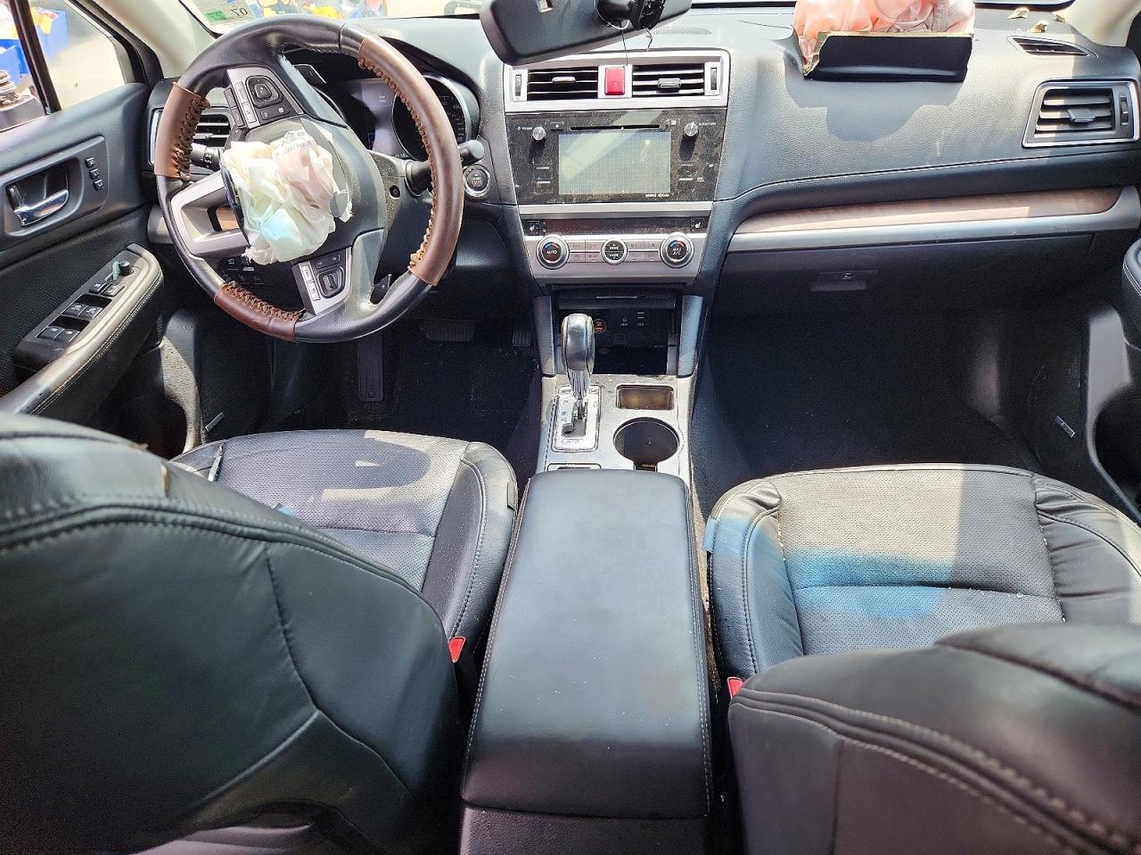 2016 Subaru Outback 3.6R Limited - zdjęcie 8