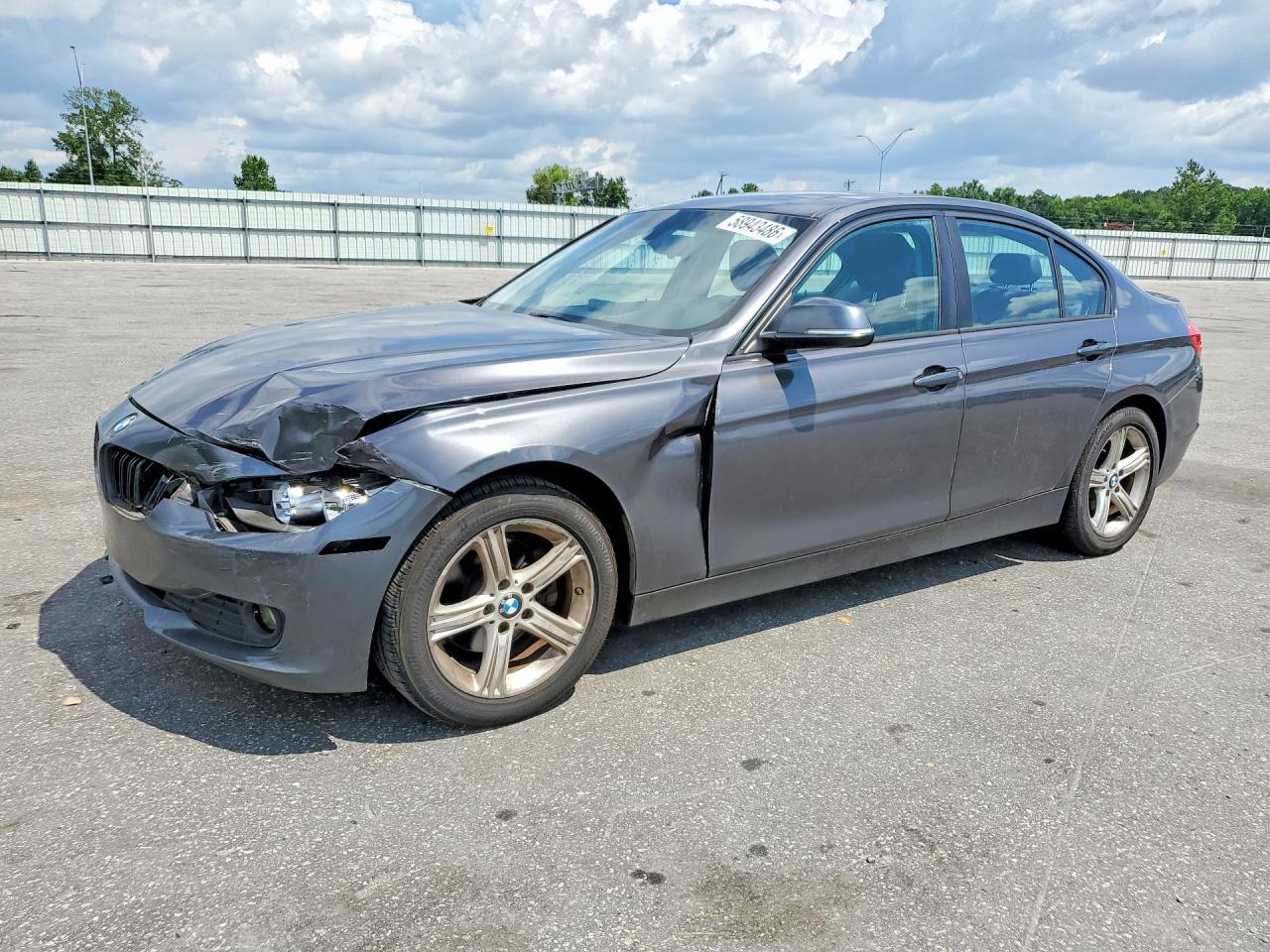 2013 BMW 320 I - zdjęcie główne