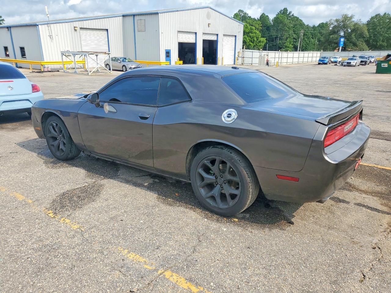 2014 Dodge Challenger Sxt - zdjęcie 2
