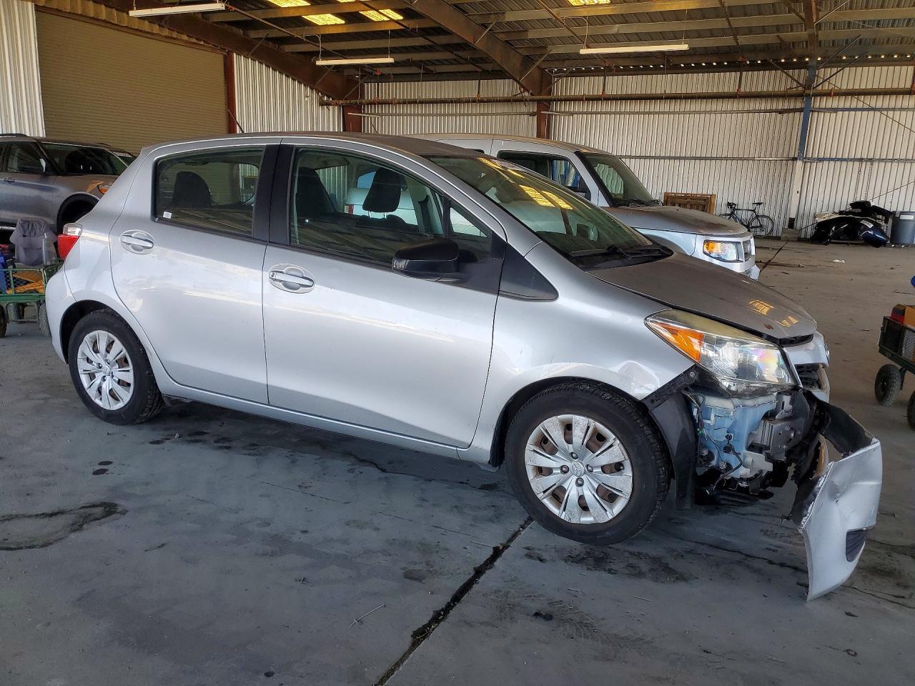 2014 Toyota Yaris - zdjęcie 4