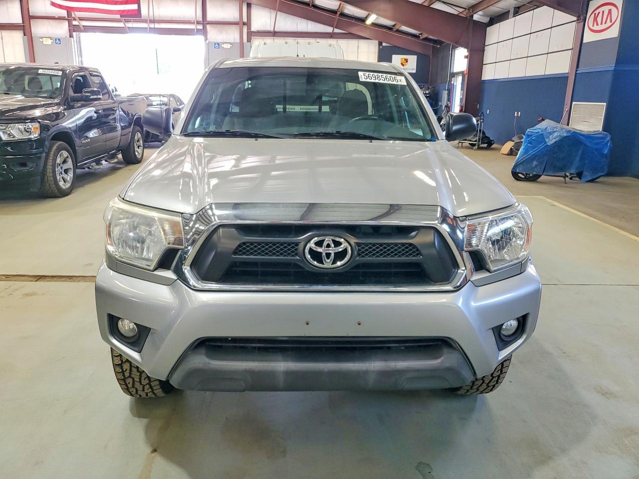 2014 Toyota Tacoma V6 - zdjęcie 5