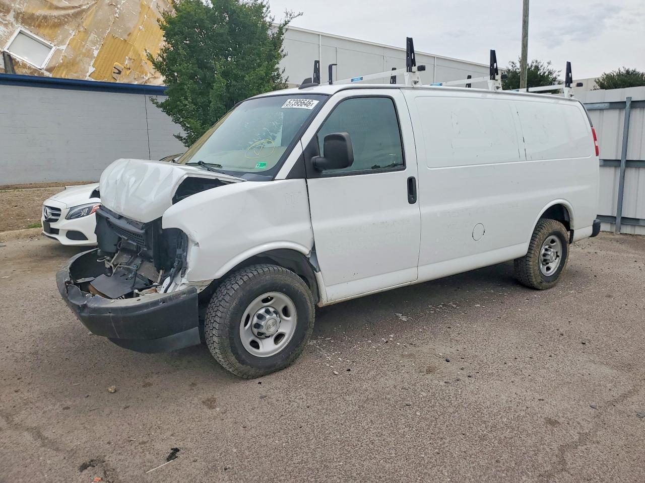 2019 Chevrolet Express G2500 - zdjęcie główne