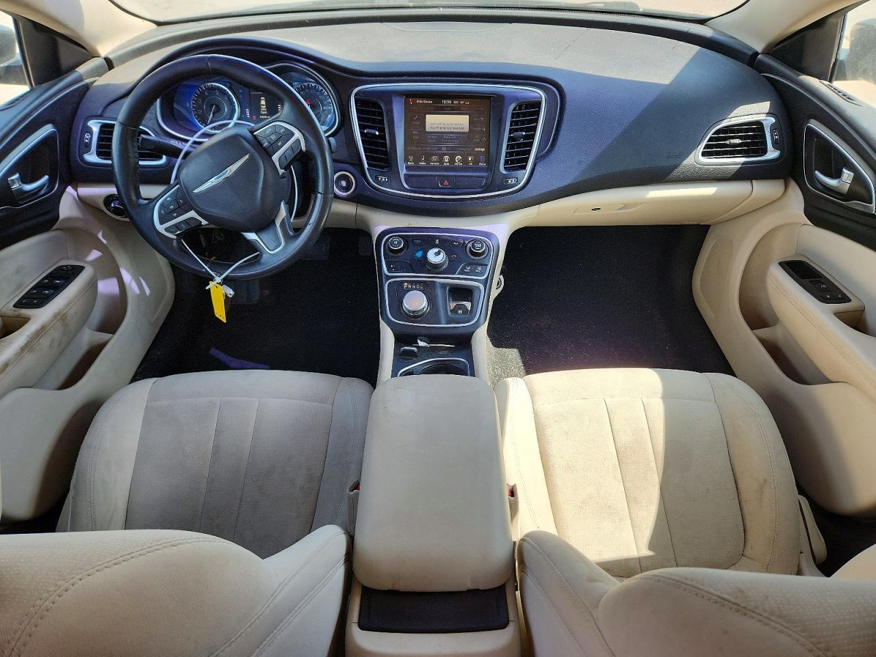 2016 Chrysler 200 Limited - zdjęcie 8