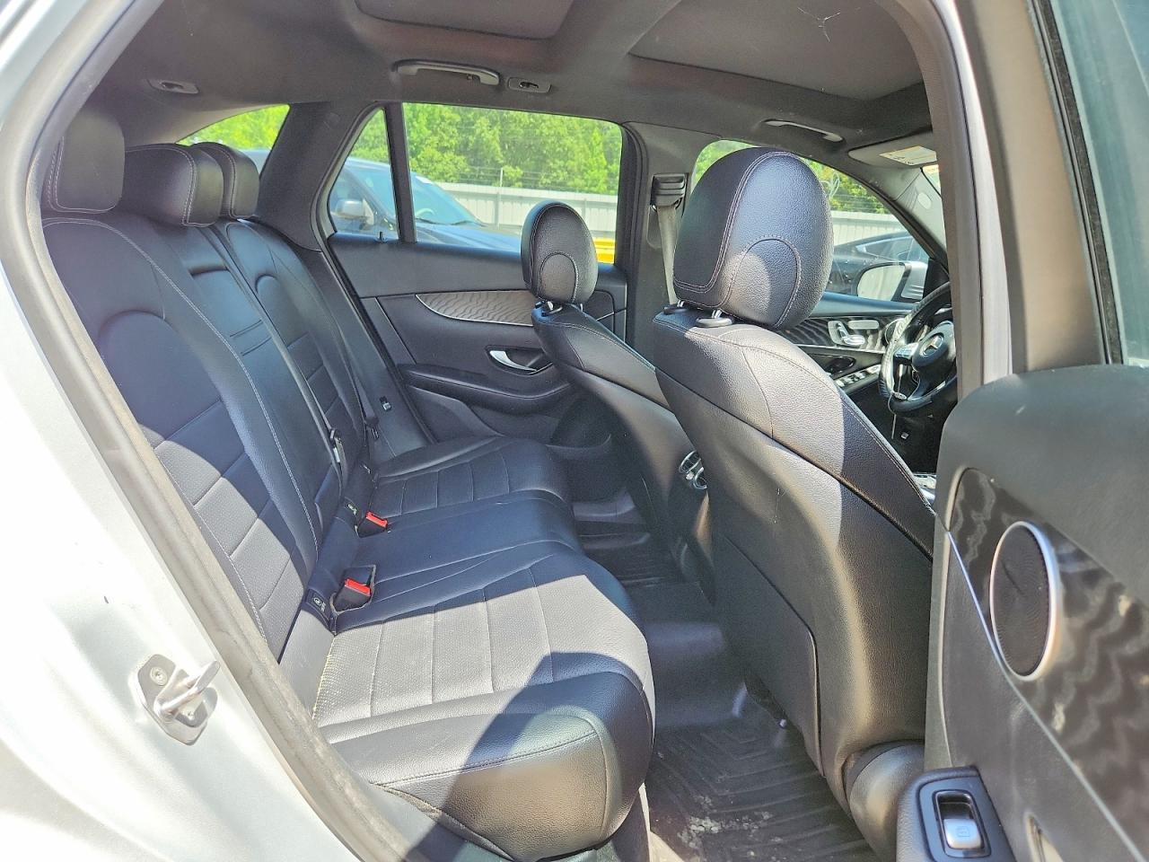 2017 Mercedes-Benz Glc 300 - zdjęcie 10