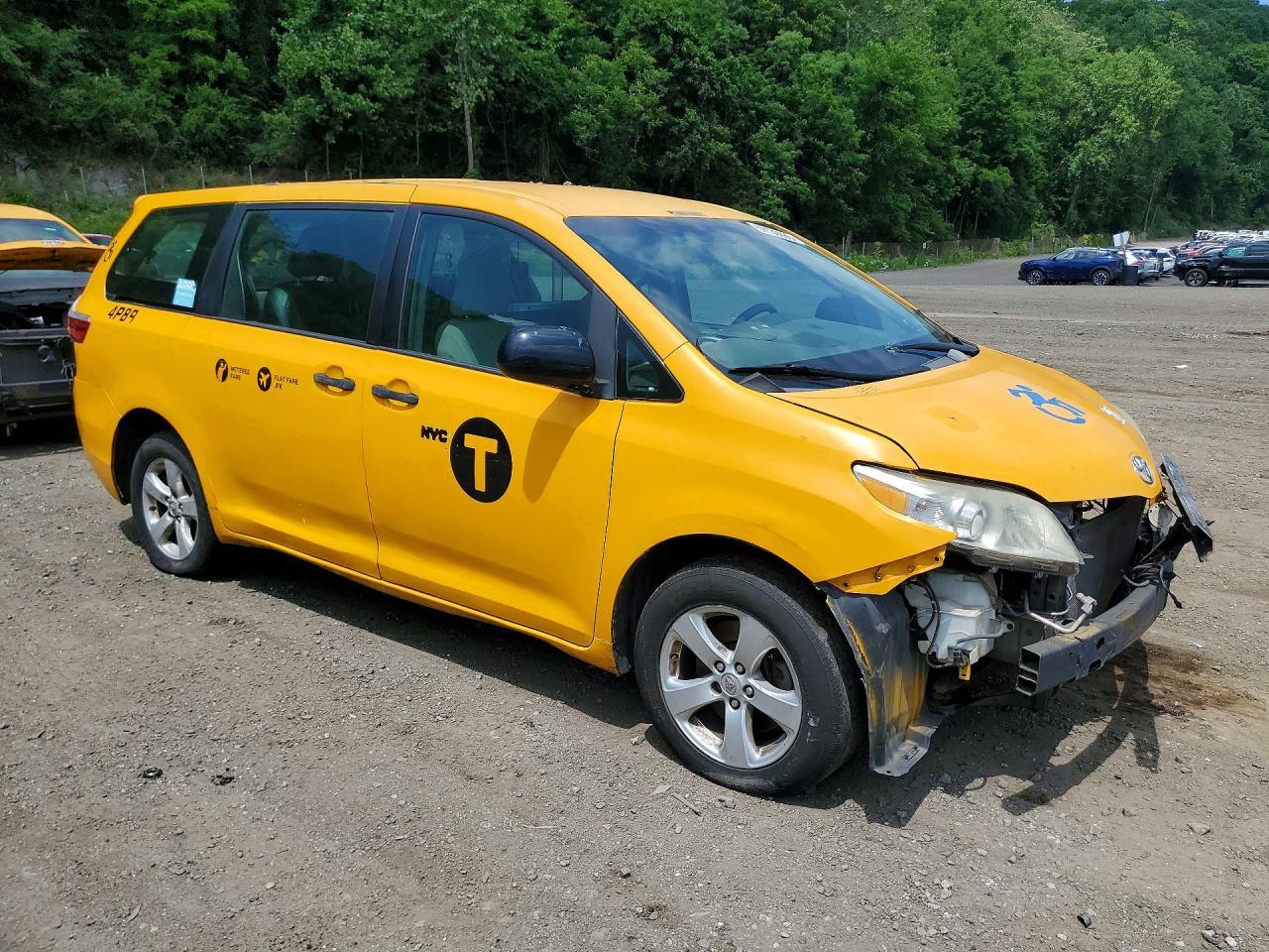 2017 Toyota Sienna L 7-Passenger - zdjęcie 4