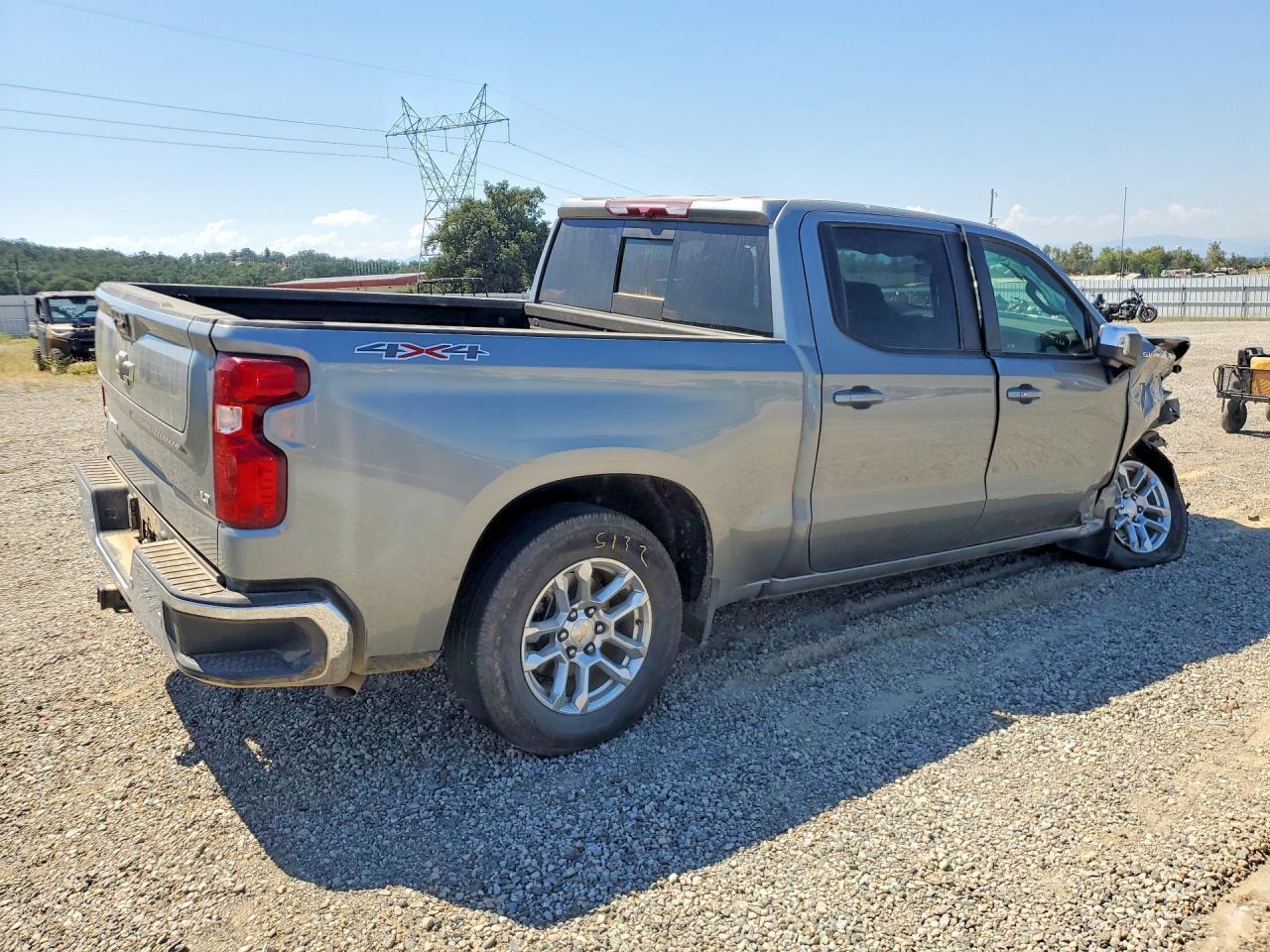 2025 Chevrolet Silverado K1500 Lt - zdjęcie 3