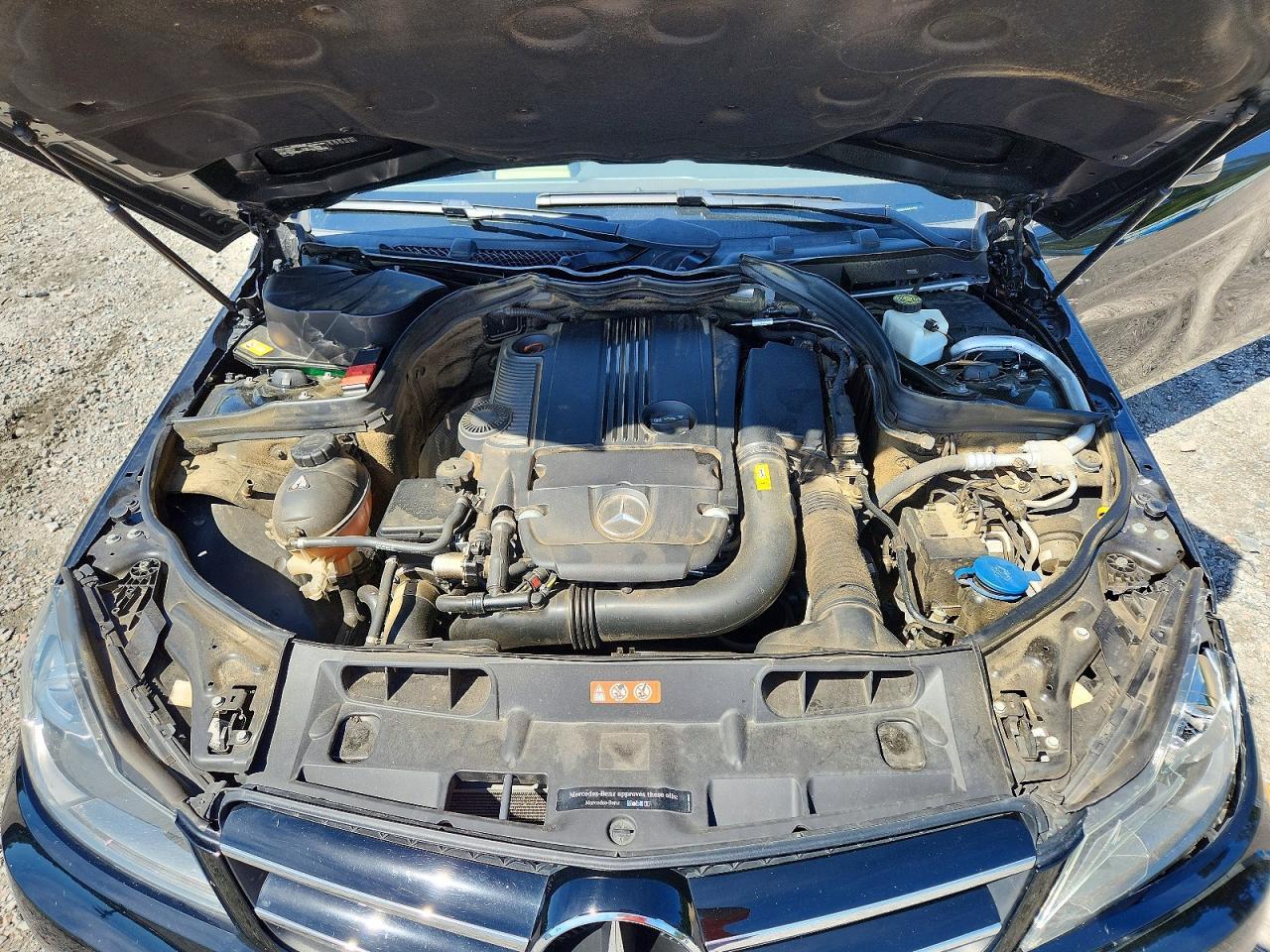 2015 Mercedes-Benz C 250 - zdjęcie 11