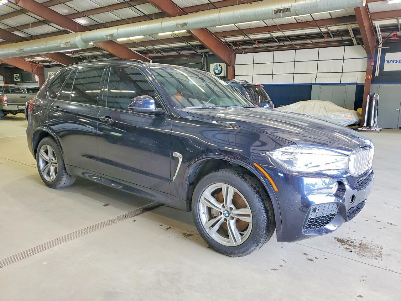 2016 BMW X5 xDrive50I - zdjęcie 4