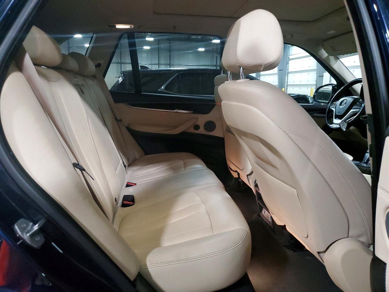2016 BMW X5 xDrive35I - zdjęcie 11