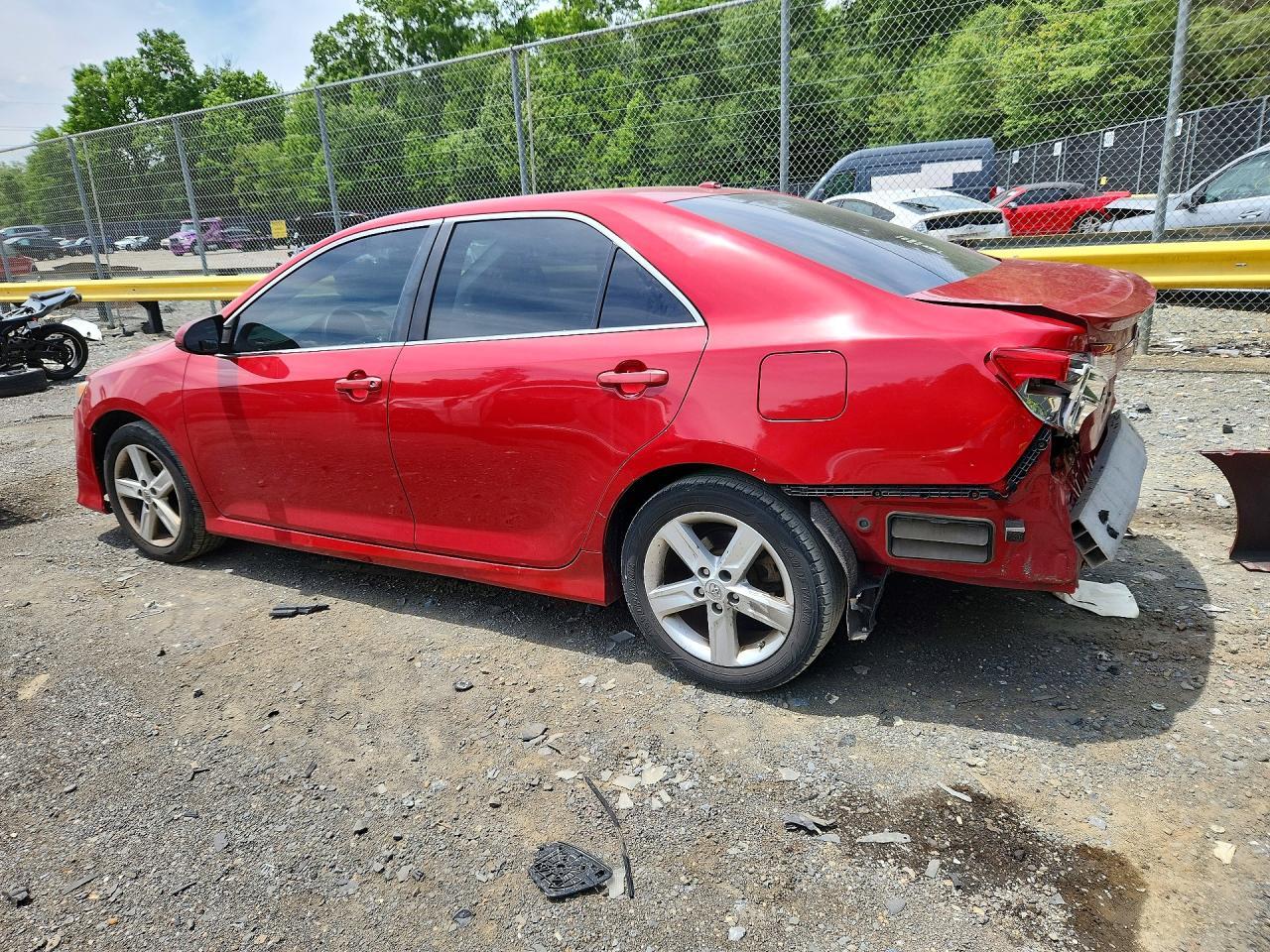 2013 Toyota Camry Se - zdjęcie 2