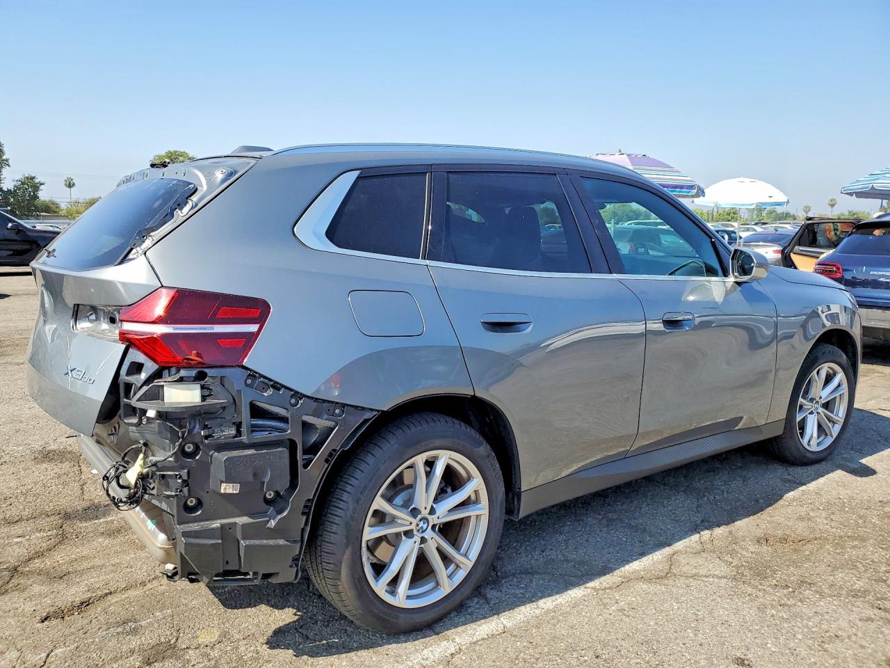 2025 BMW X3 30 xDrive - zdjęcie 3