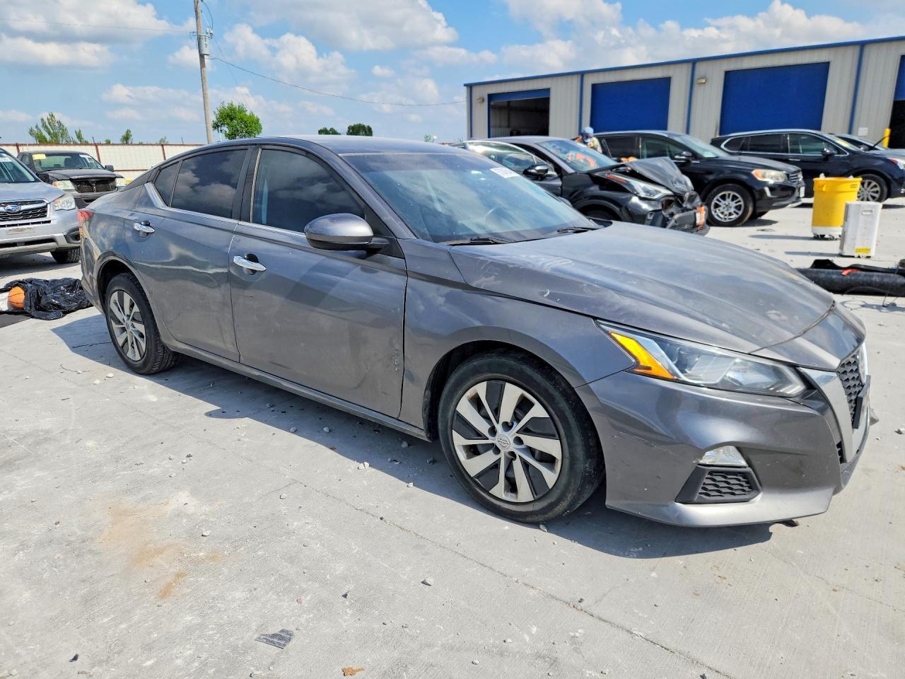 2019 Nissan Altima S - zdjęcie 4