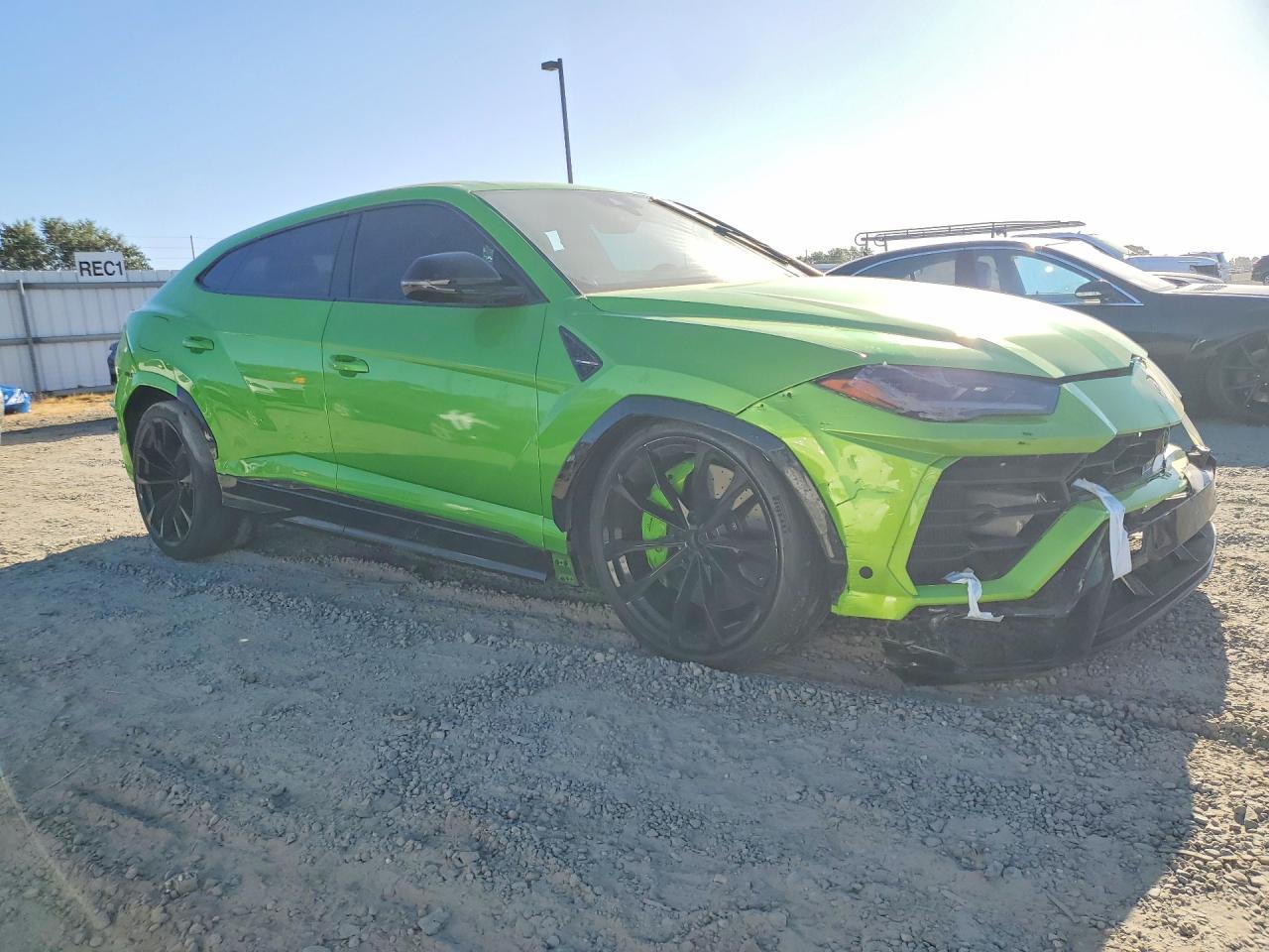 2021 Lamborghini Urus - zdjęcie 4