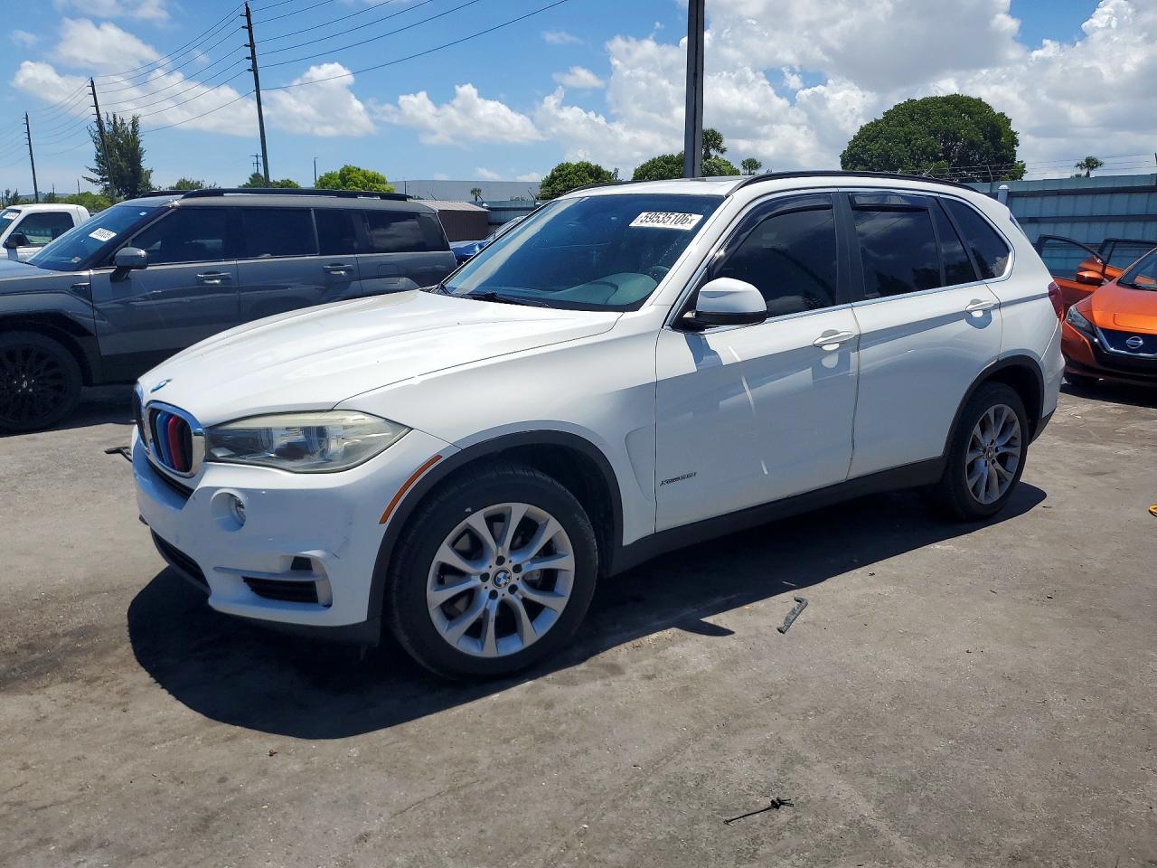 2016 BMW X5 xDrive35I - zdjęcie główne