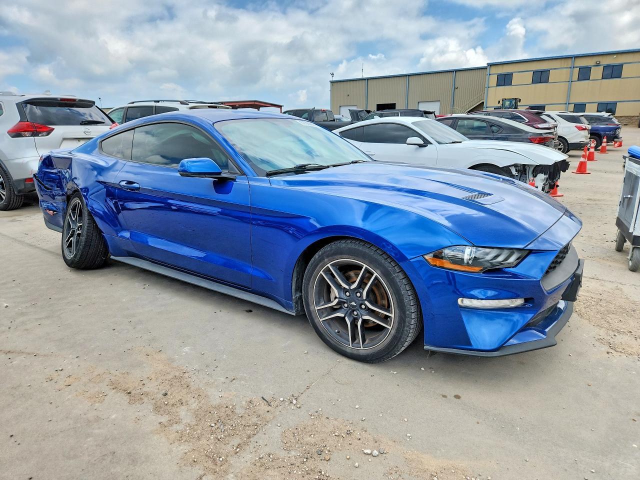 2018 Ford Mustang - zdjęcie 4
