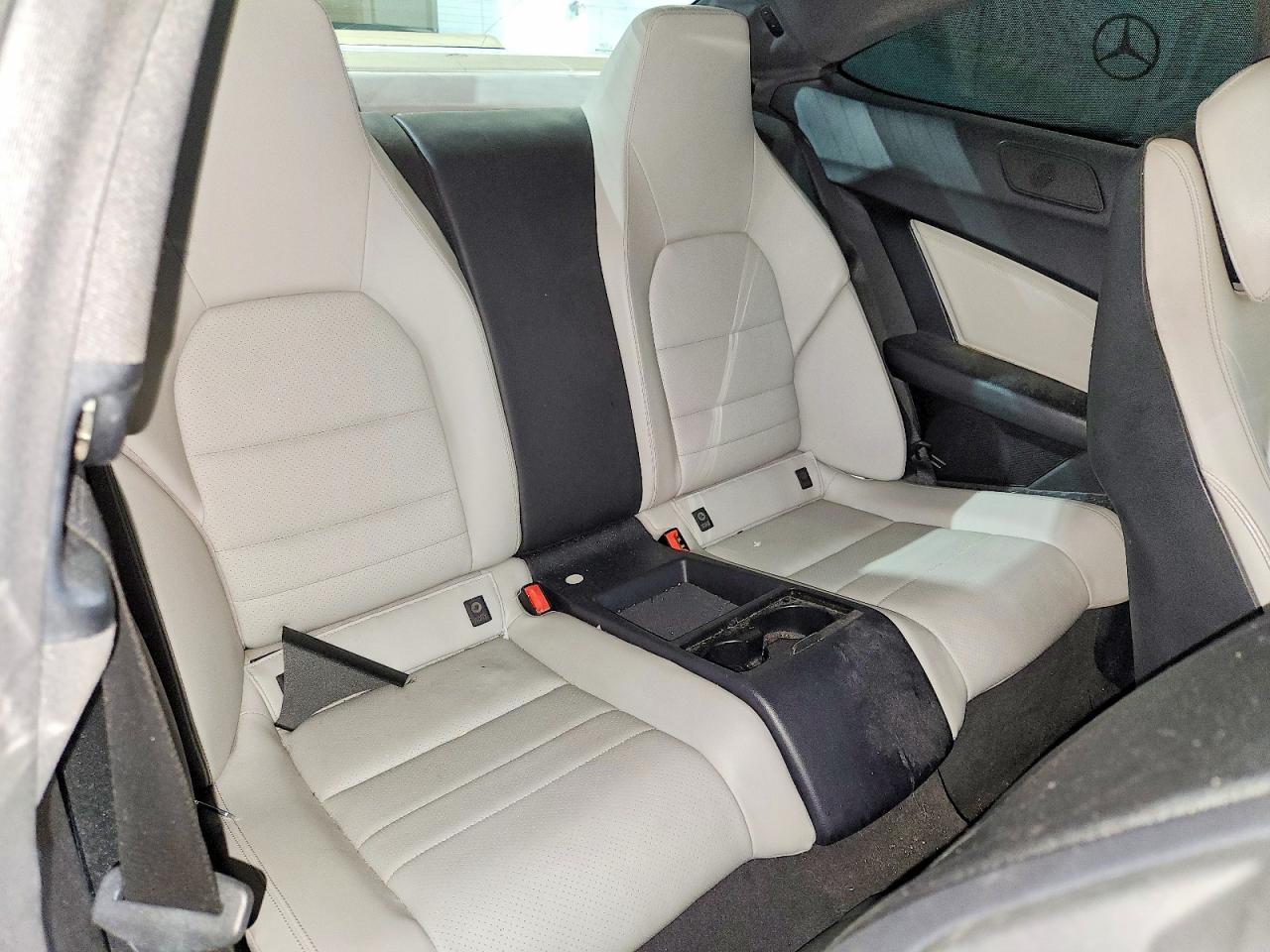 2013 Mercedes-Benz C 250 - zdjęcie 10
