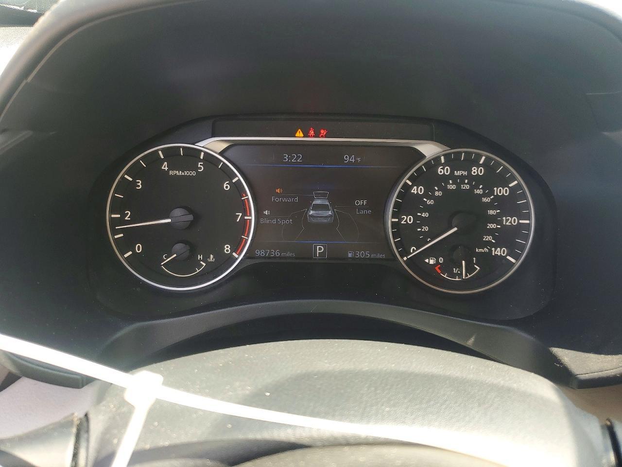 2021 Nissan Altima - zdjęcie 9