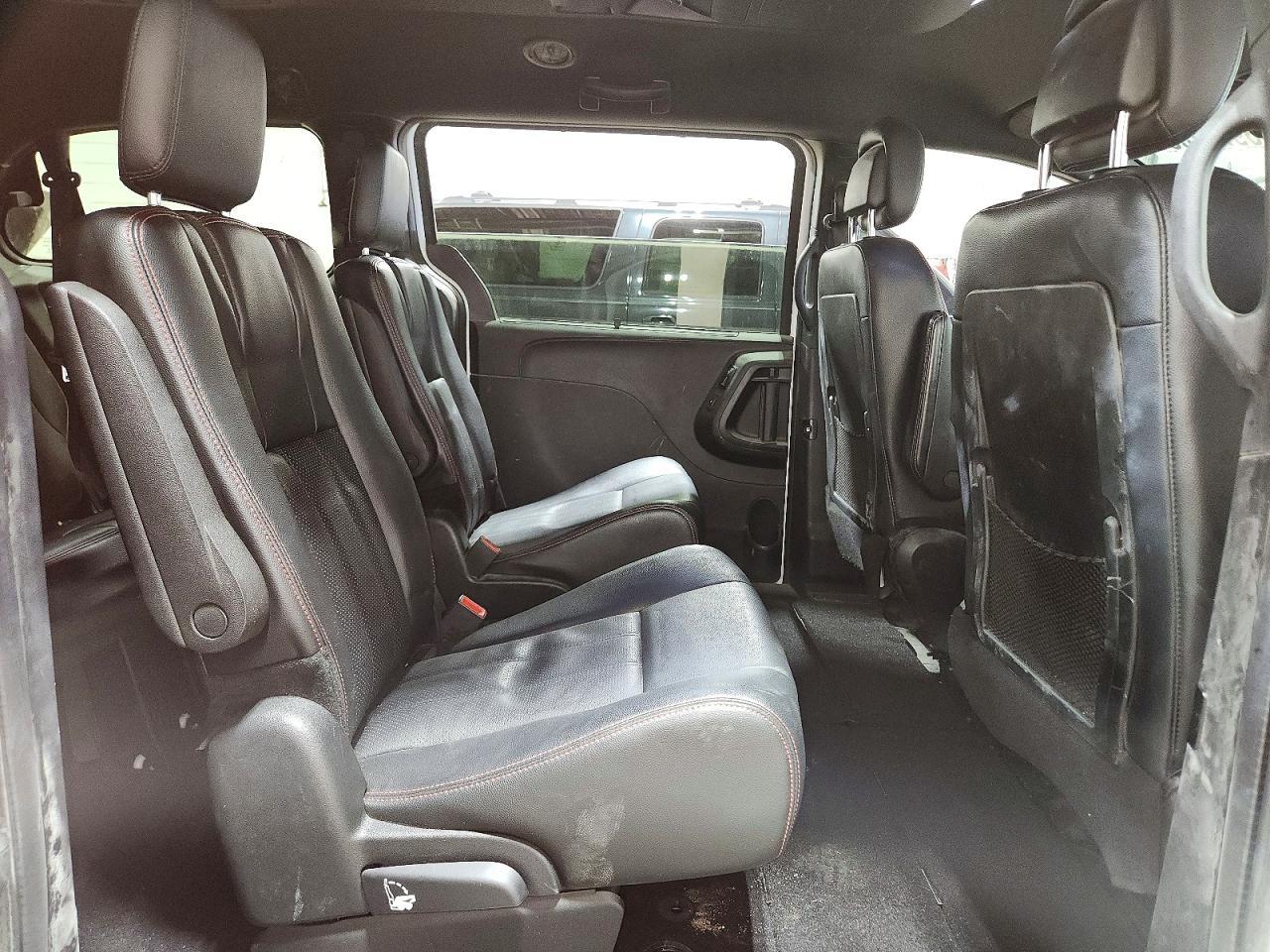 2014 Dodge Grand Caravan R - zdjęcie 11
