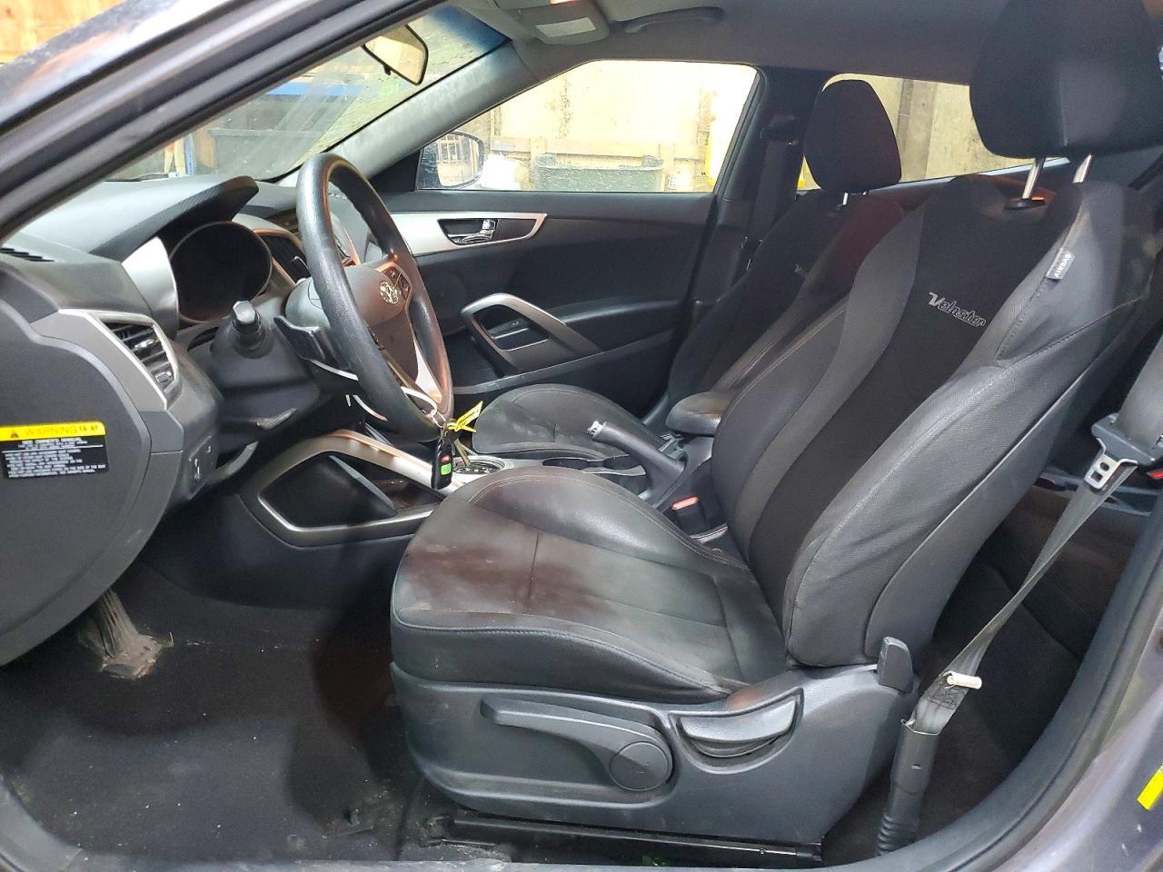 2016 Hyundai Veloster Base - zdjęcie 7