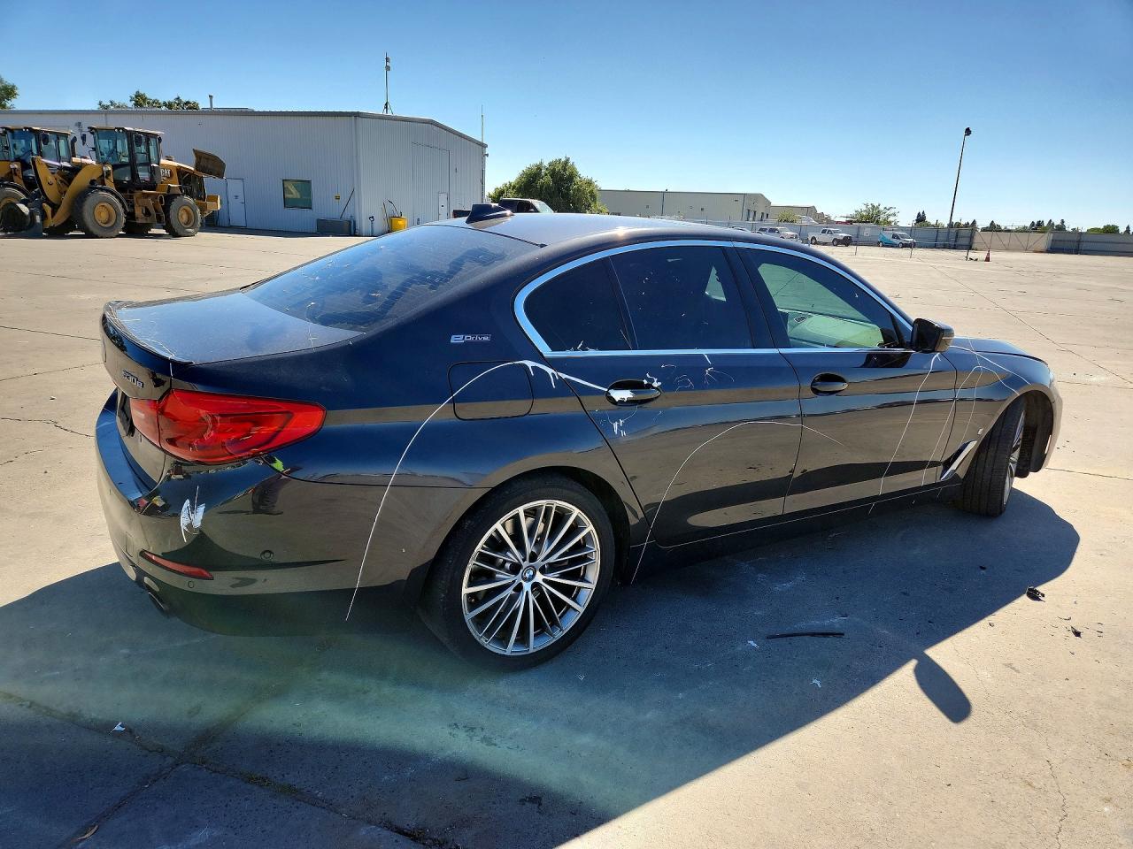2019 BMW 530E - zdjęcie 3