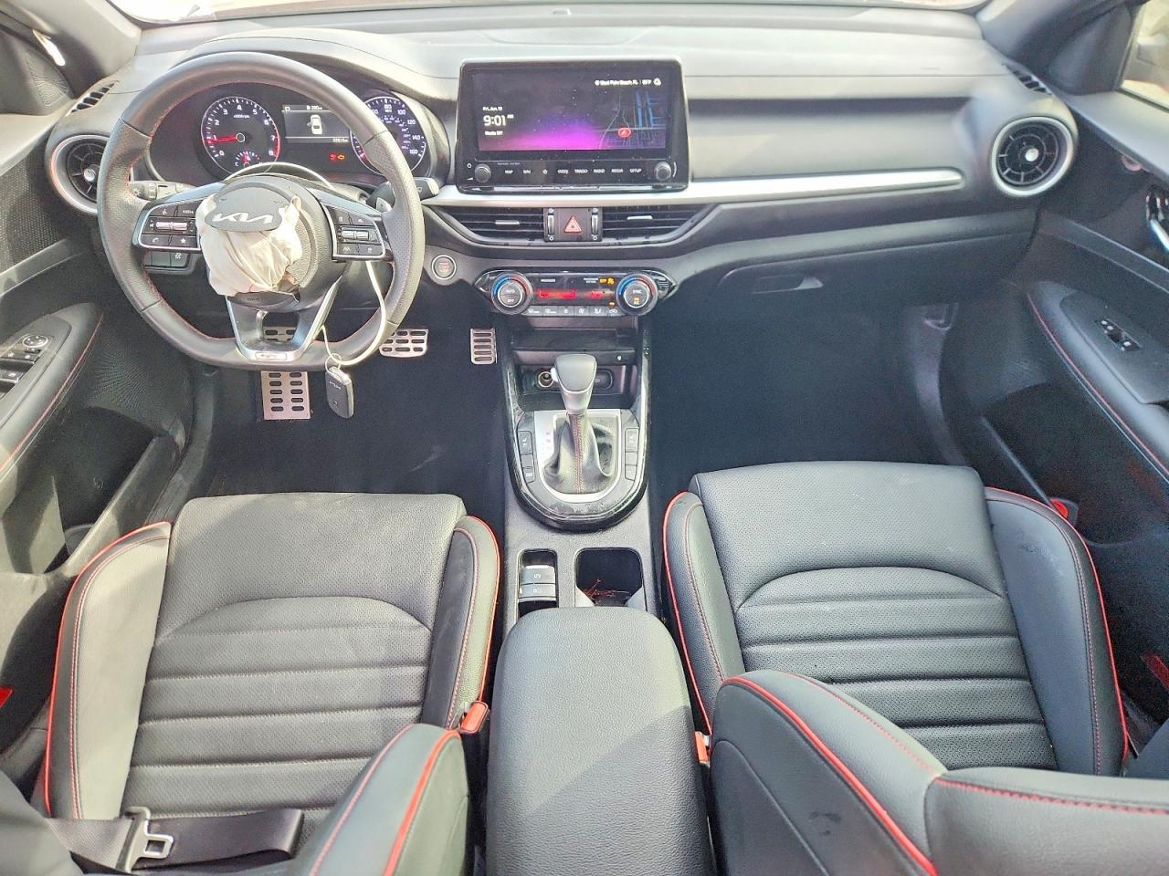 2024 Kia Forte Gt - zdjęcie 8