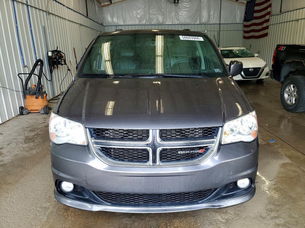 2017 Dodge Grand Caravan Sxt - zdjęcie 5