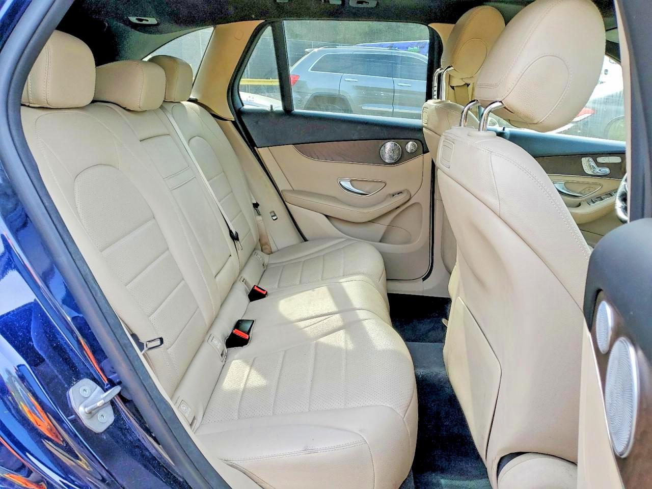 2018 Mercedes-Benz Glc 300 4Matic - zdjęcie 11