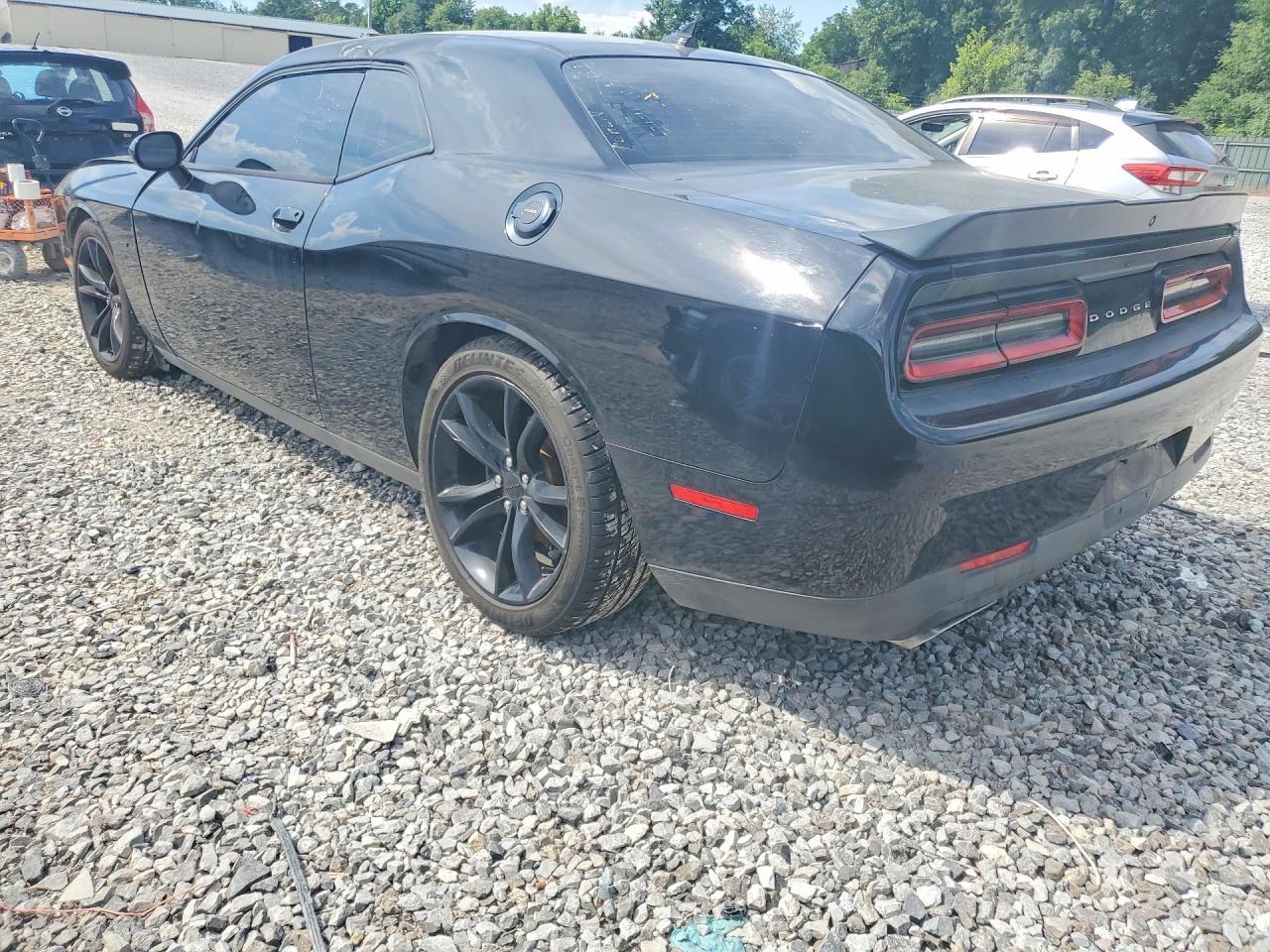 Dodge Challenger - zdjęcie 2