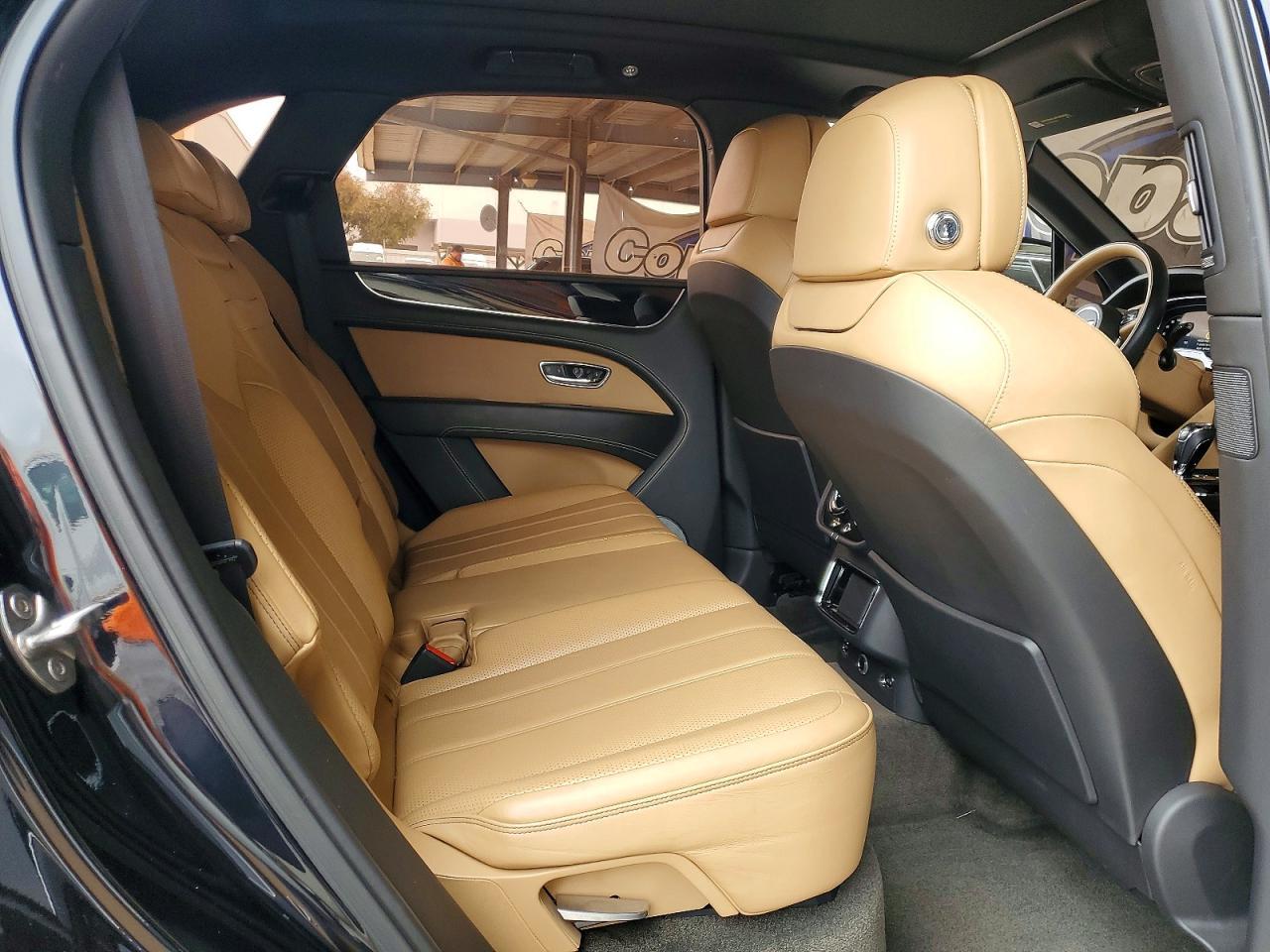 2021 Bentley Bentayga - zdjęcie 10