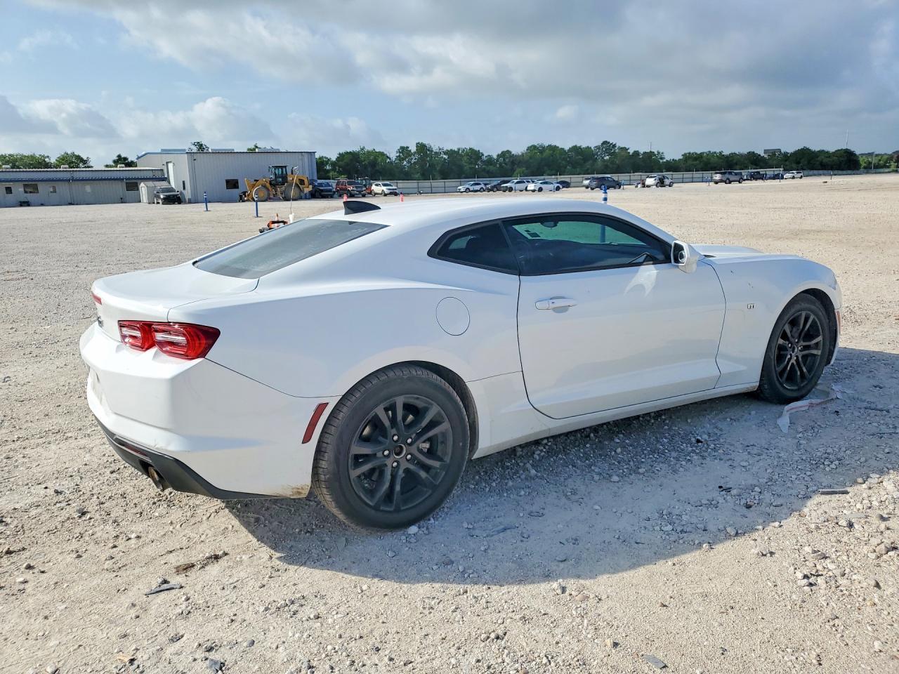 2019 Chevrolet Camaro Ls - zdjęcie 3