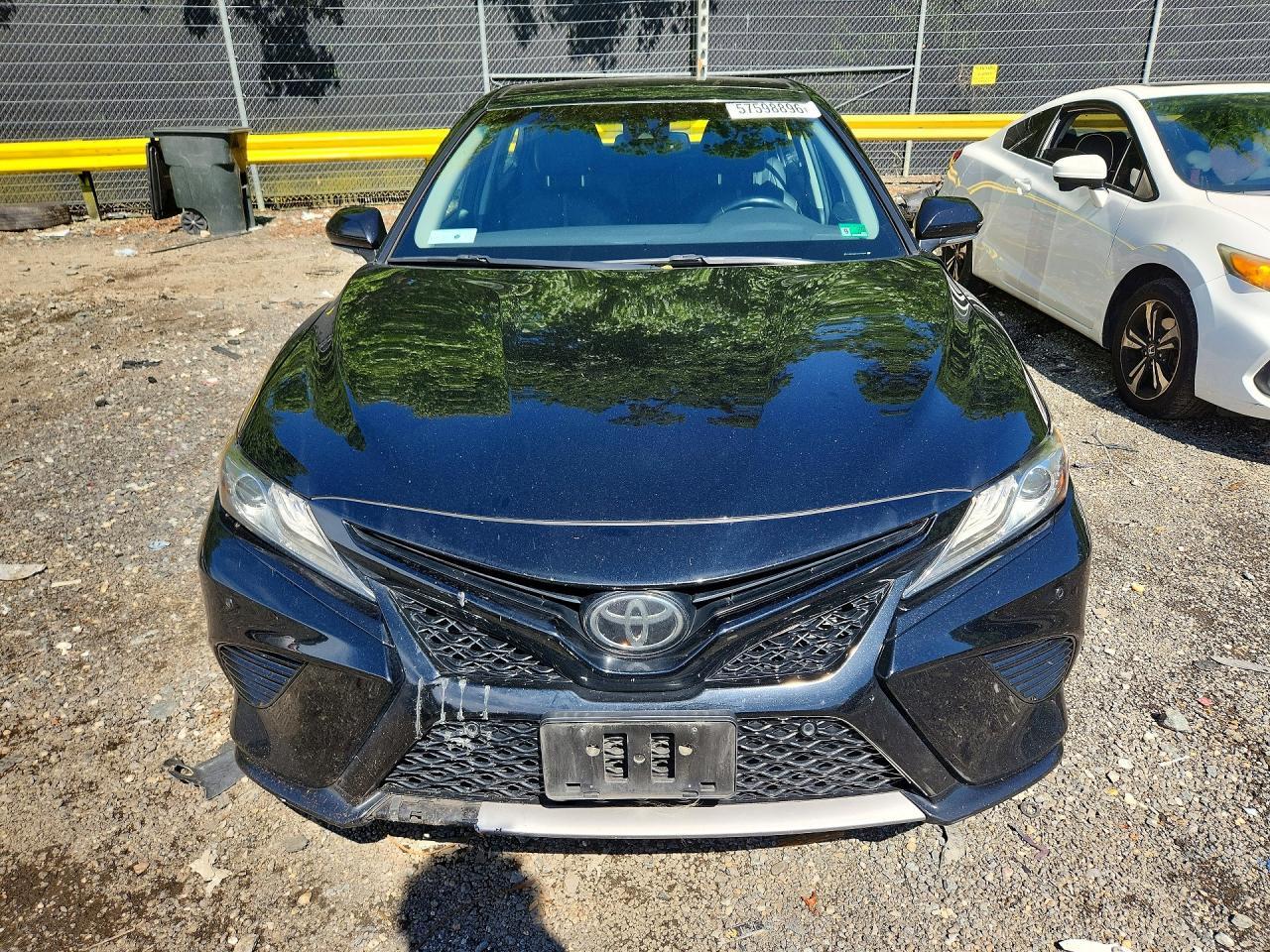 2018 Toyota Camry Xse - zdjęcie 5