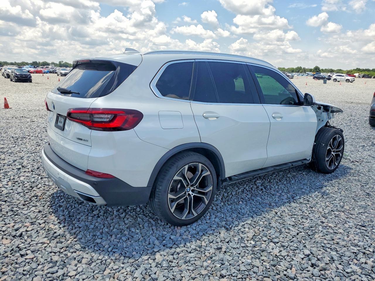 2022 BMW X5 Sdrive 40I - zdjęcie 3