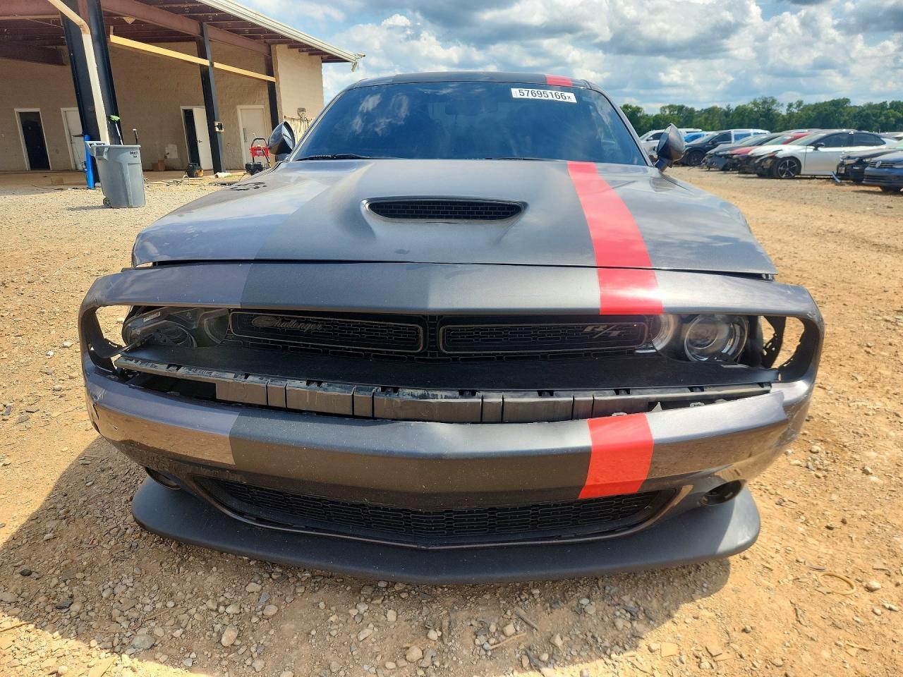 2022 Dodge Challenger R - zdjęcie 5
