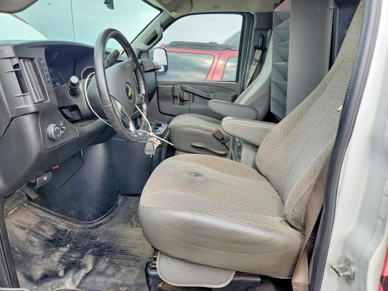2019 Chevrolet Express G3500 - zdjęcie 7