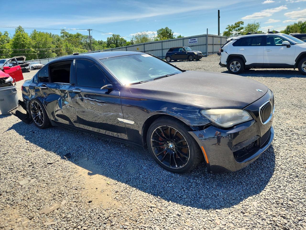 2013 BMW 750 Lxi - zdjęcie 4