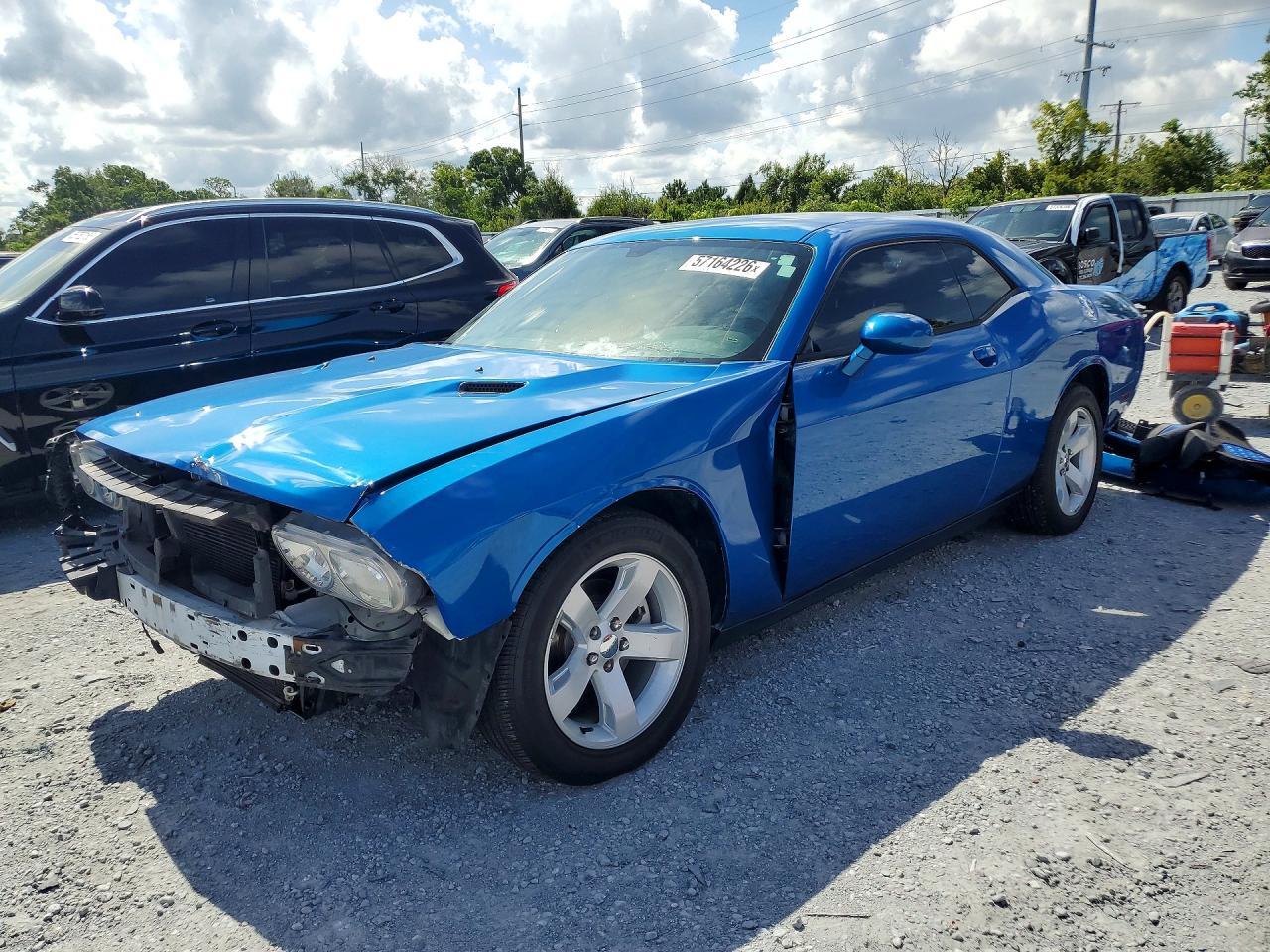 2014 Dodge Challenger Sxt - zdjęcie główne