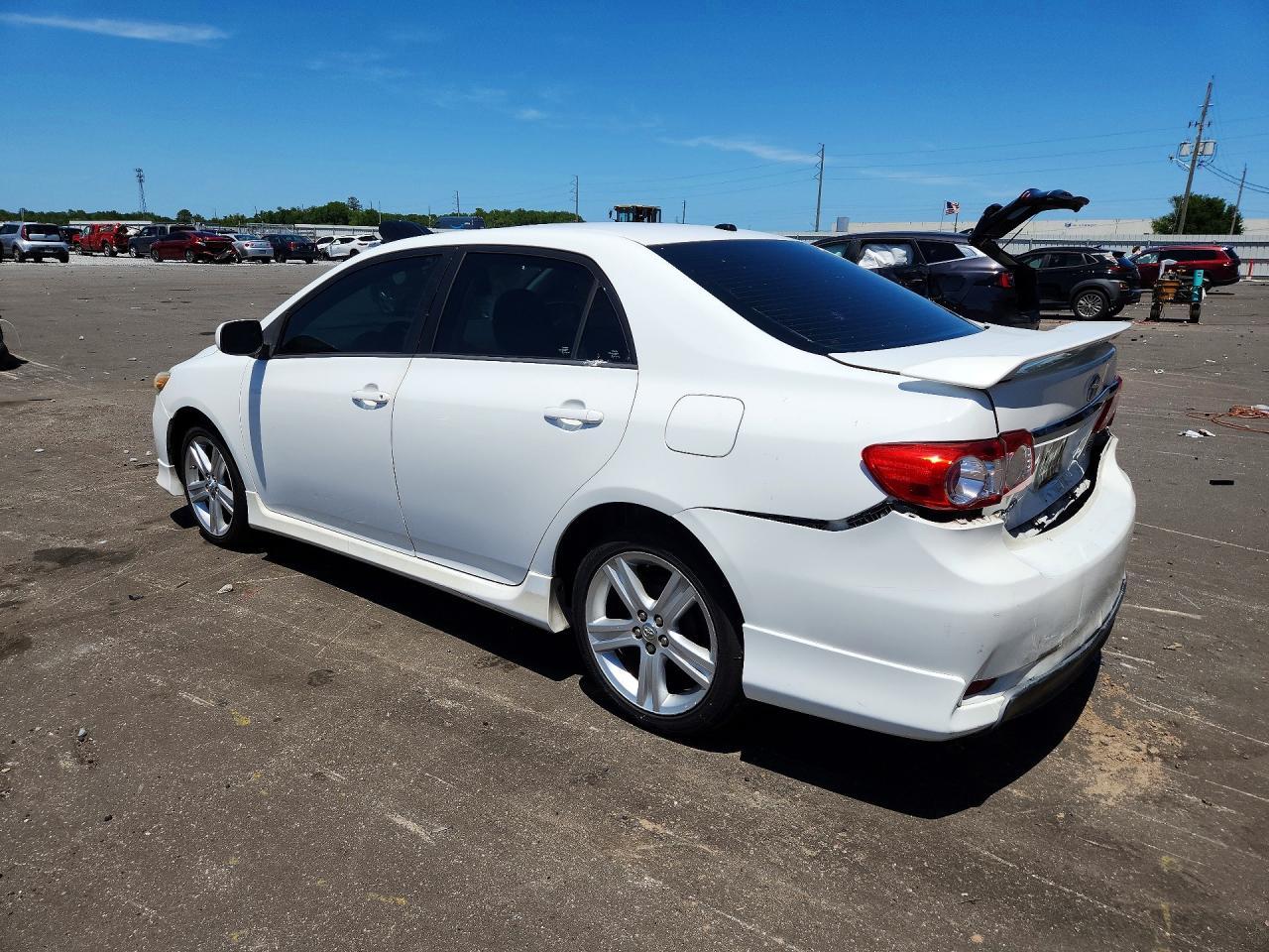 2013 Toyota Corolla S - zdjęcie 2
