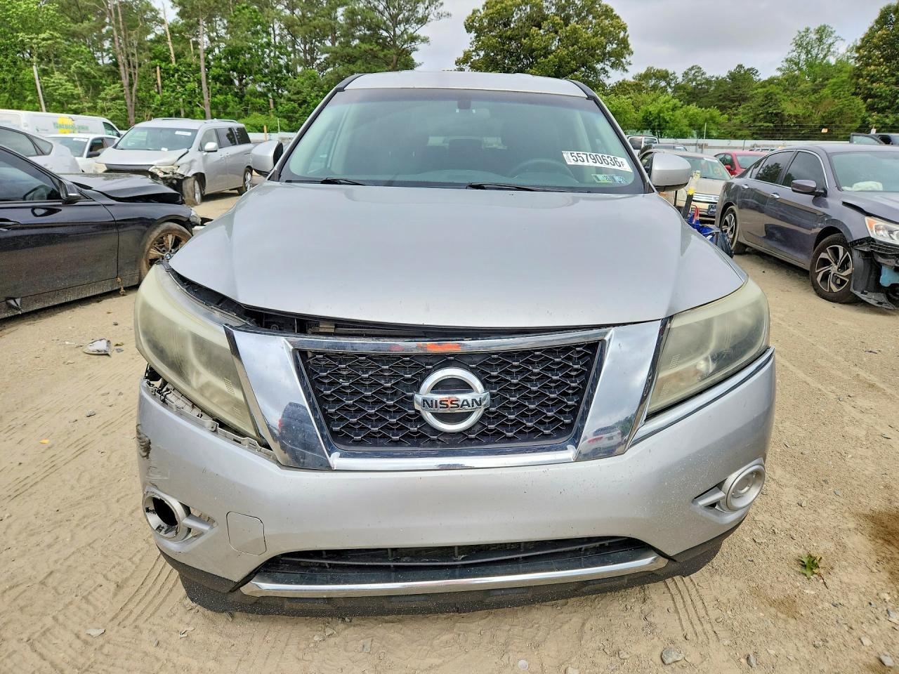 2015 Nissan Pathfinder S - zdjęcie 5