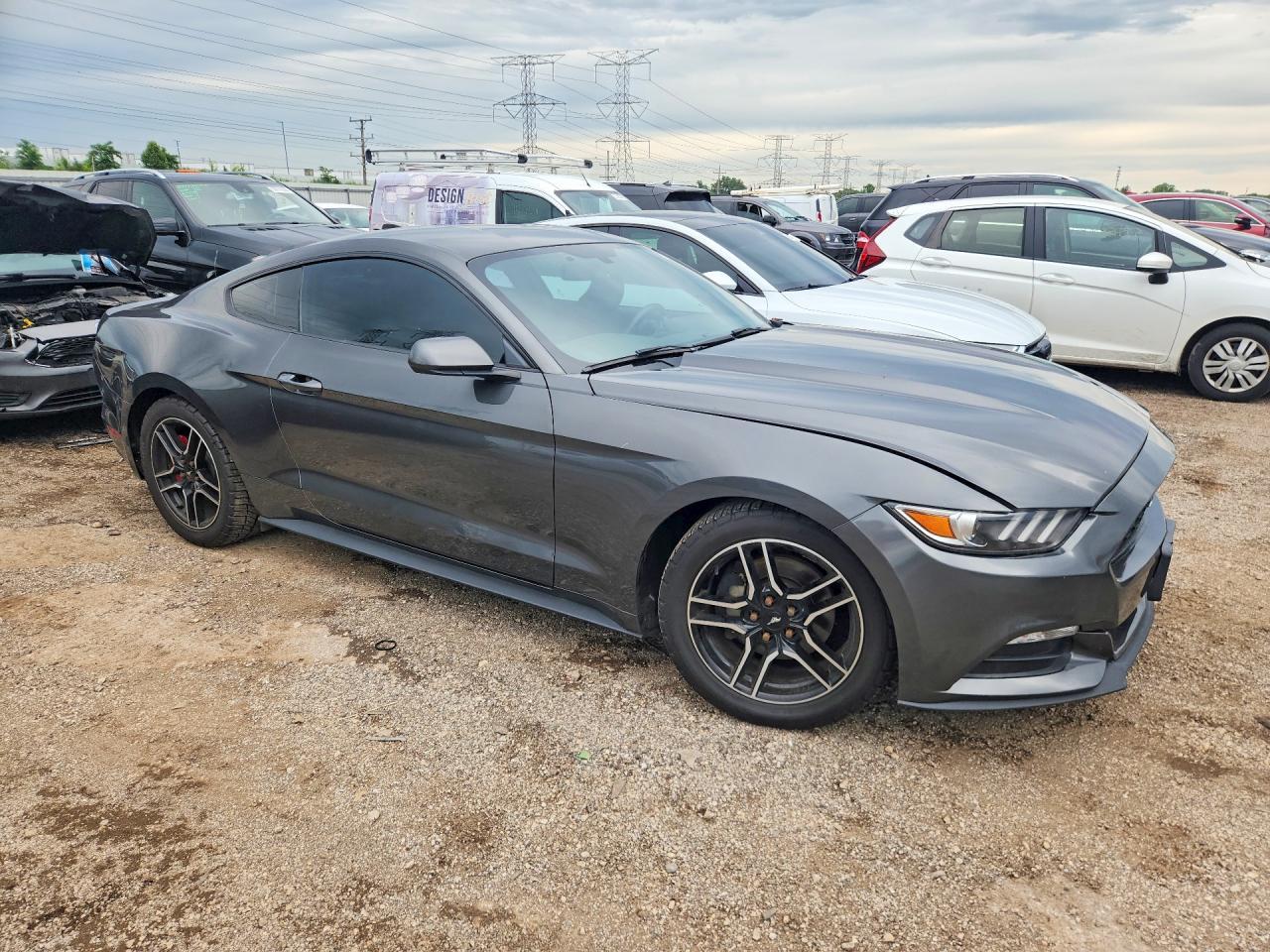 2015 Ford Mustang - zdjęcie 4