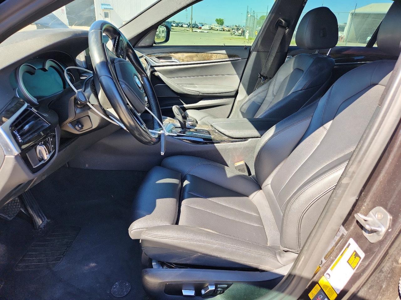 2019 BMW 530E - zdjęcie 7