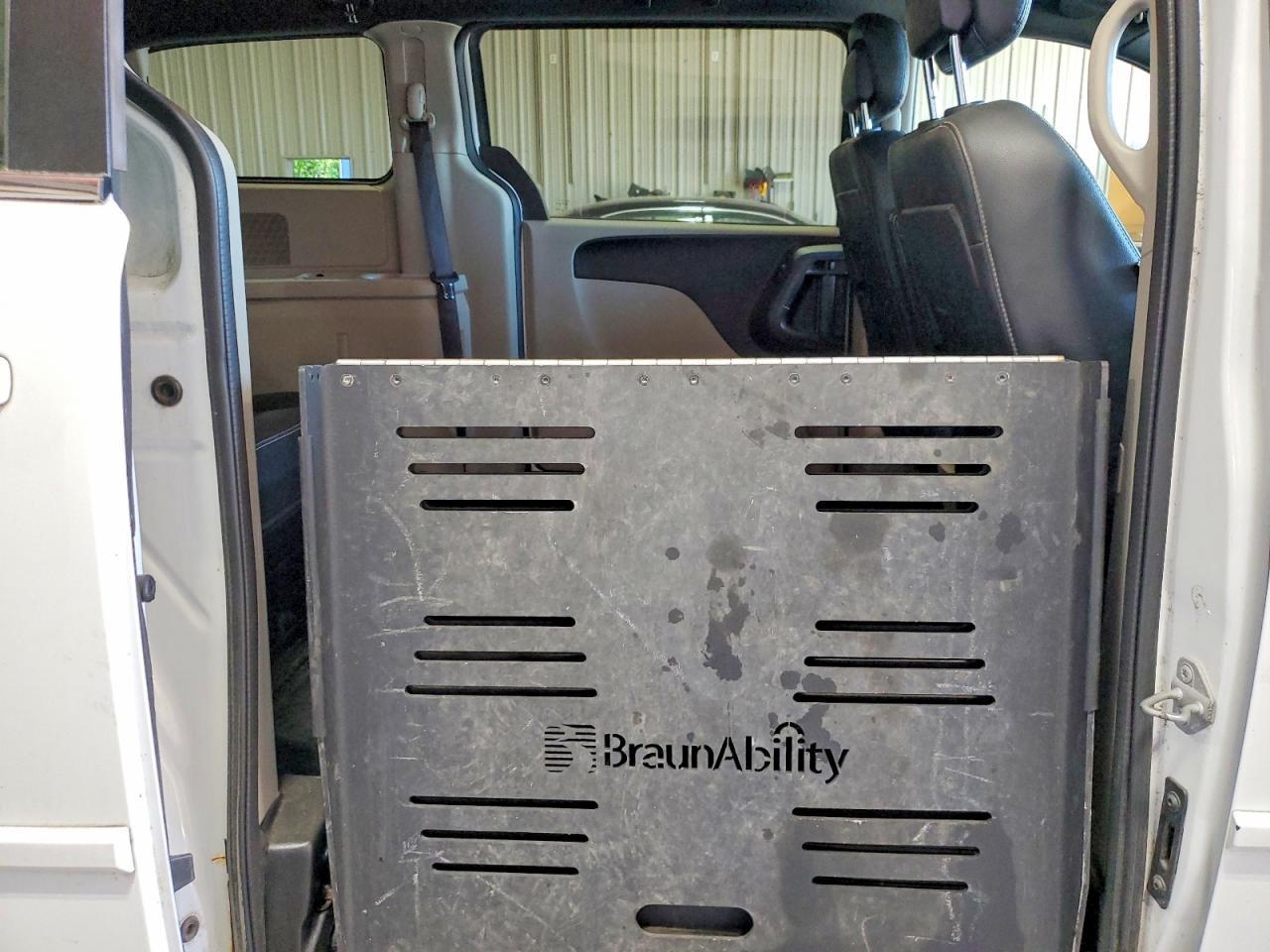 2017 Dodge Grand Caravan Sxt - zdjęcie 11
