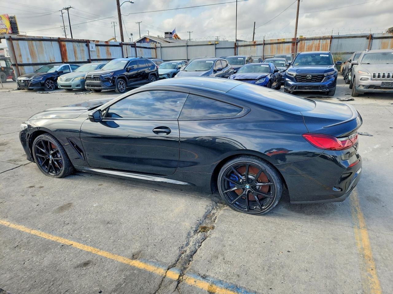 2019 BMW M850Xi - zdjęcie 2