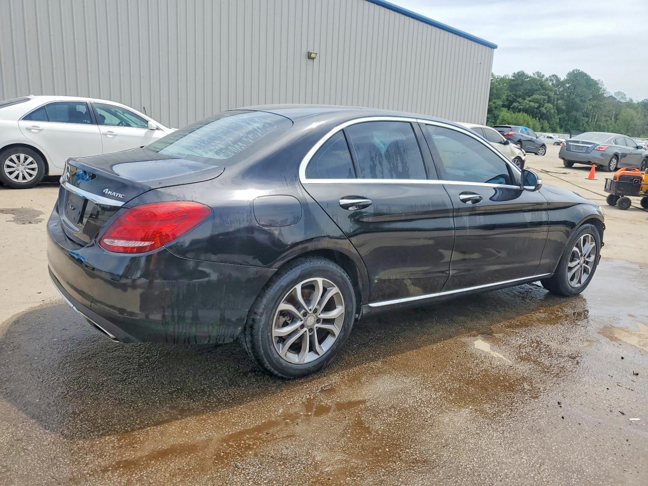 2015 Mercedes-Benz C 300 4Matic - zdjęcie 3